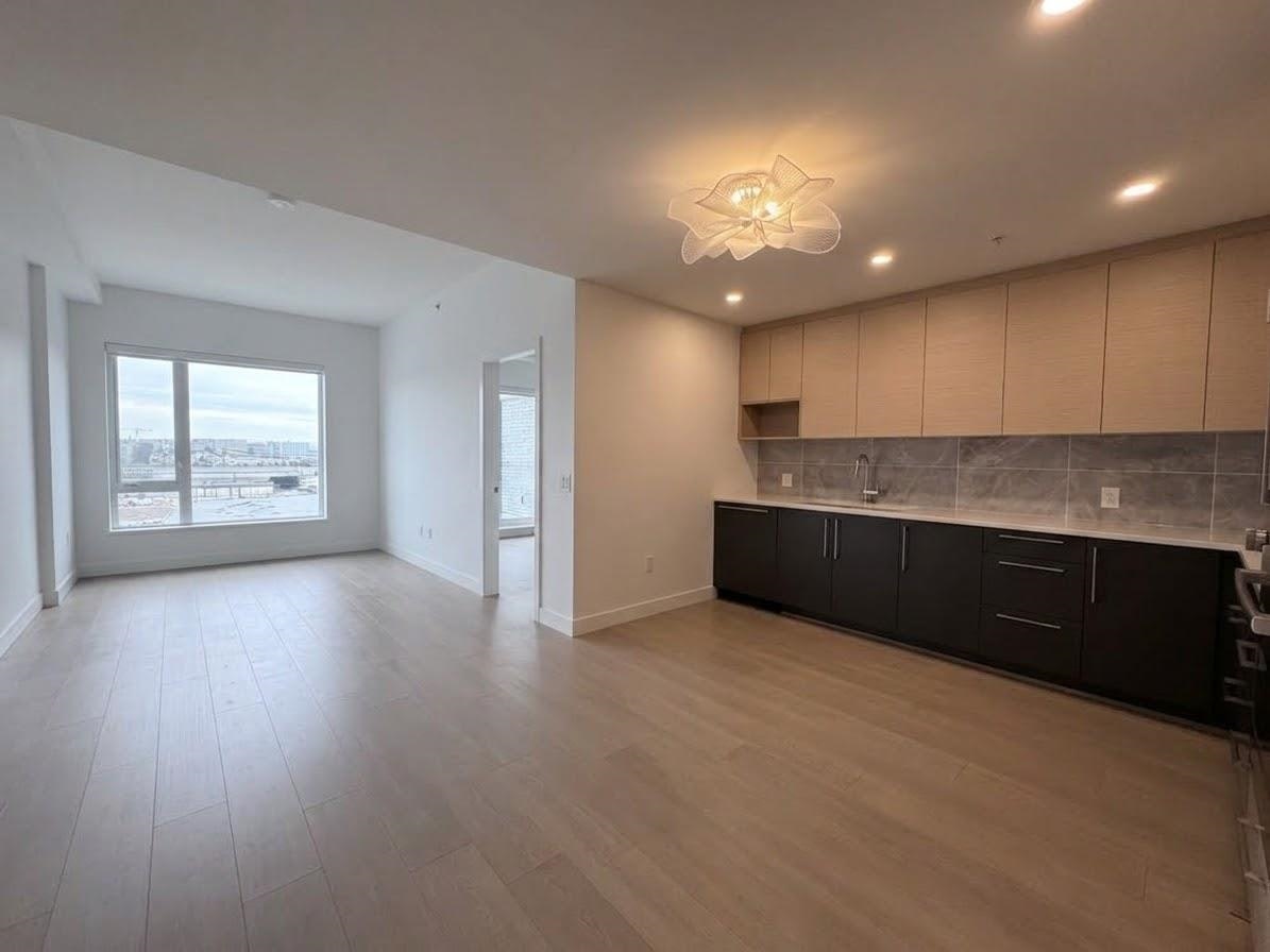 6xx-8888 Osler Street, Vancouver, BC, V6P 4G2 - 3