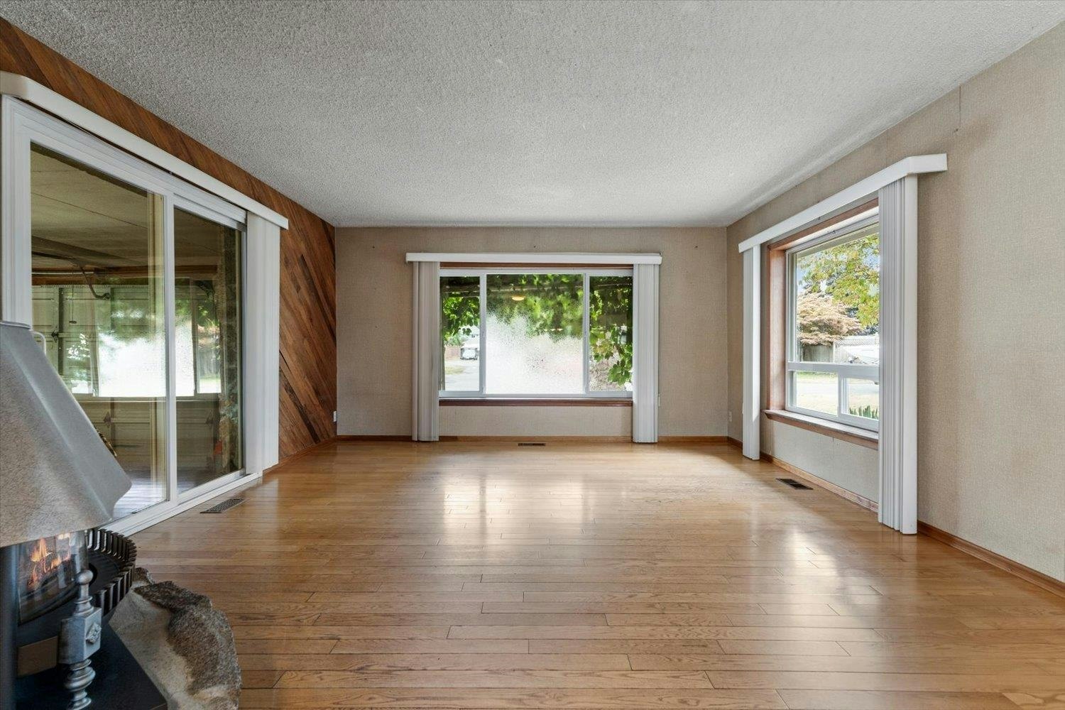 45695 Laura Crescent, Chilliwack, BC, V2R 3M7 - 8