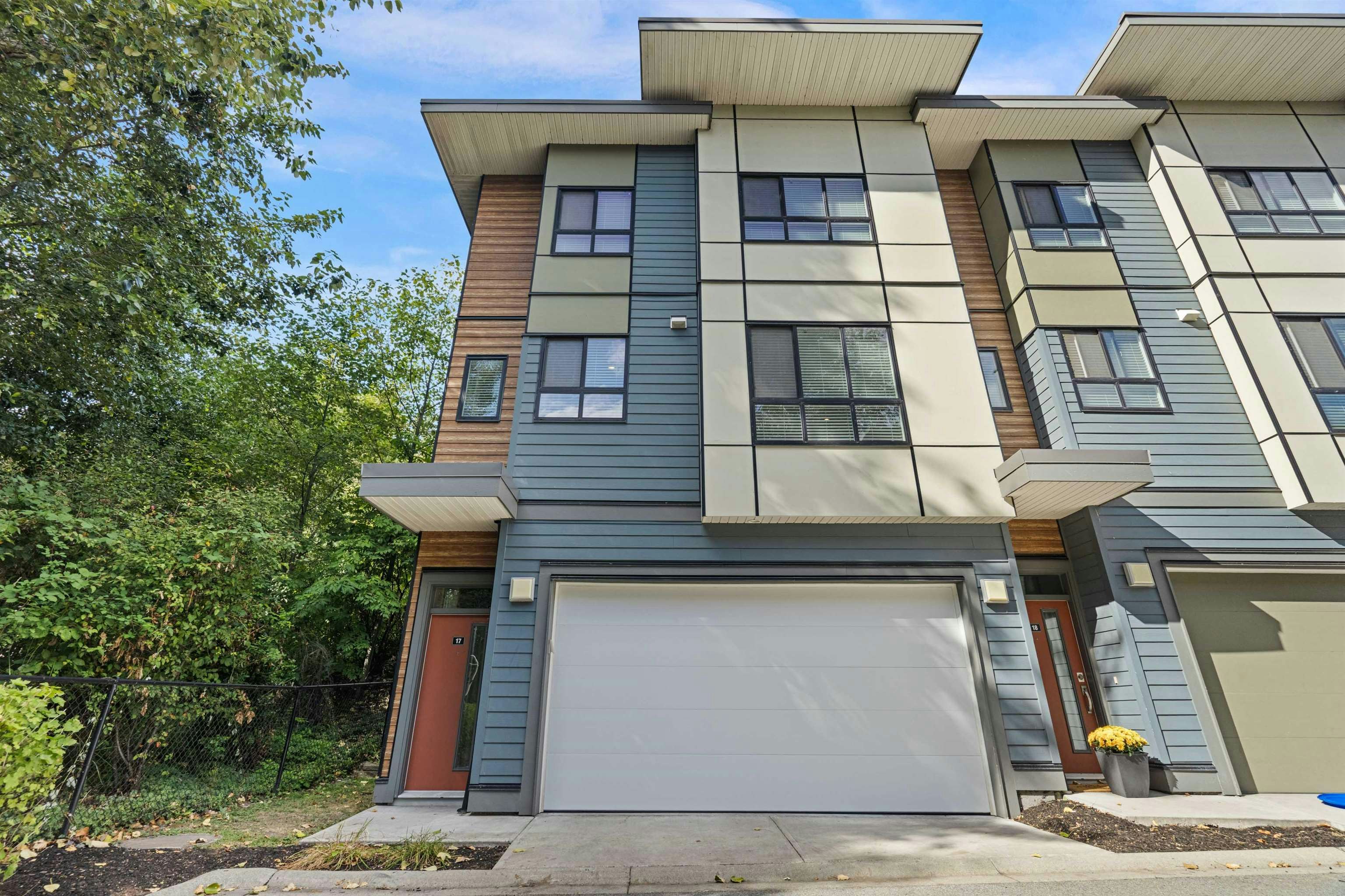 17-1968 North Parallel Road, Abbotsford, BC, V3G 2C6