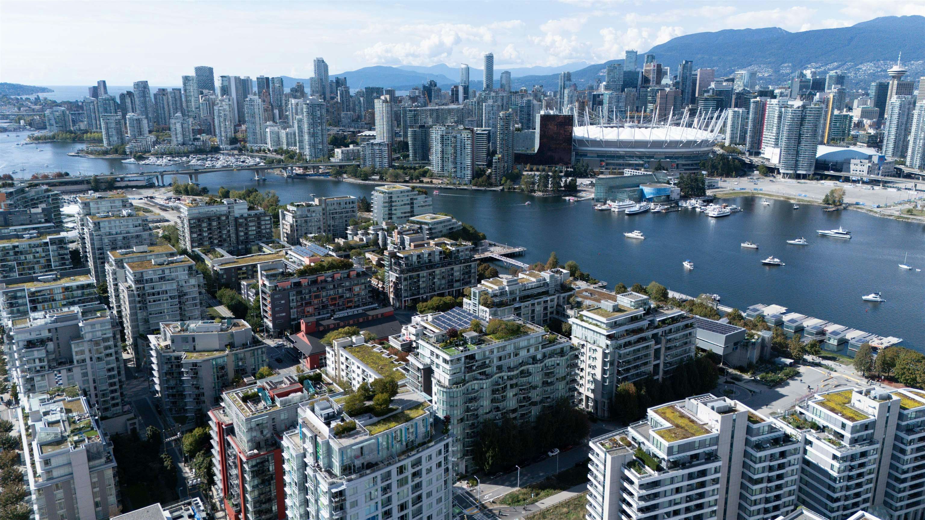 1009-1688 Pullman Porter Street, Vancouver, BC, V6A 0H4