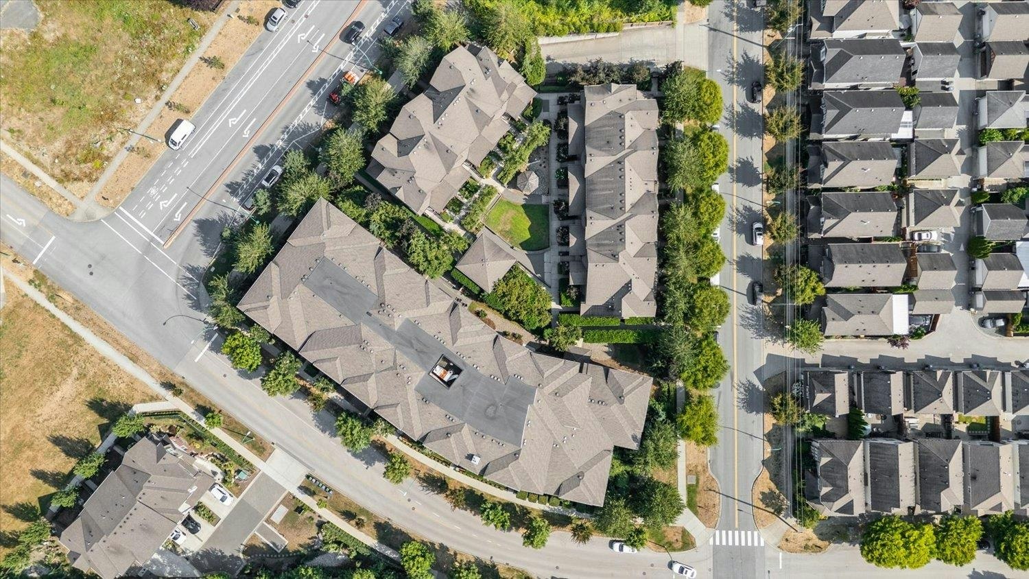 202-19201 66a Avenue, Surrey, BC, V4N 6N7 - 27