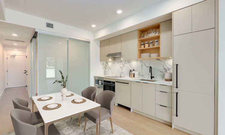 663-422 E 3rd Street