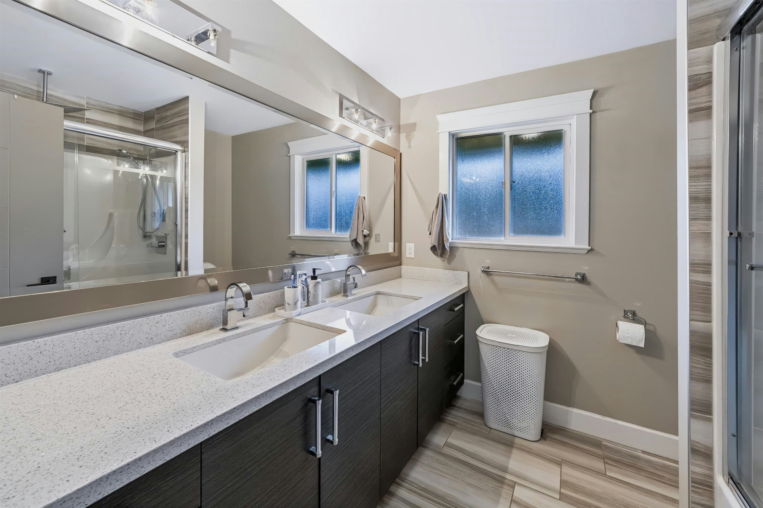 2247 Windsor Street, Abbotsford, BC, V2T 6L8 - 13
