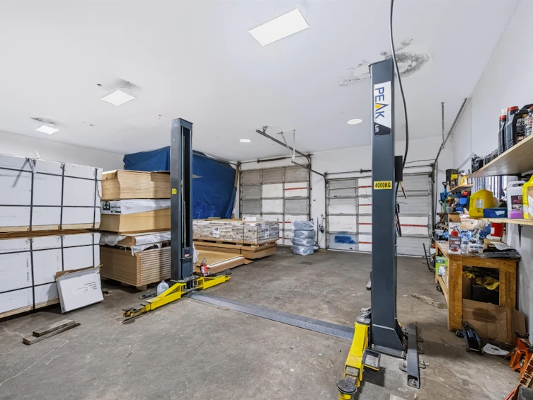 2247 Windsor Street, Abbotsford, BC, V2T 6L8 - 35