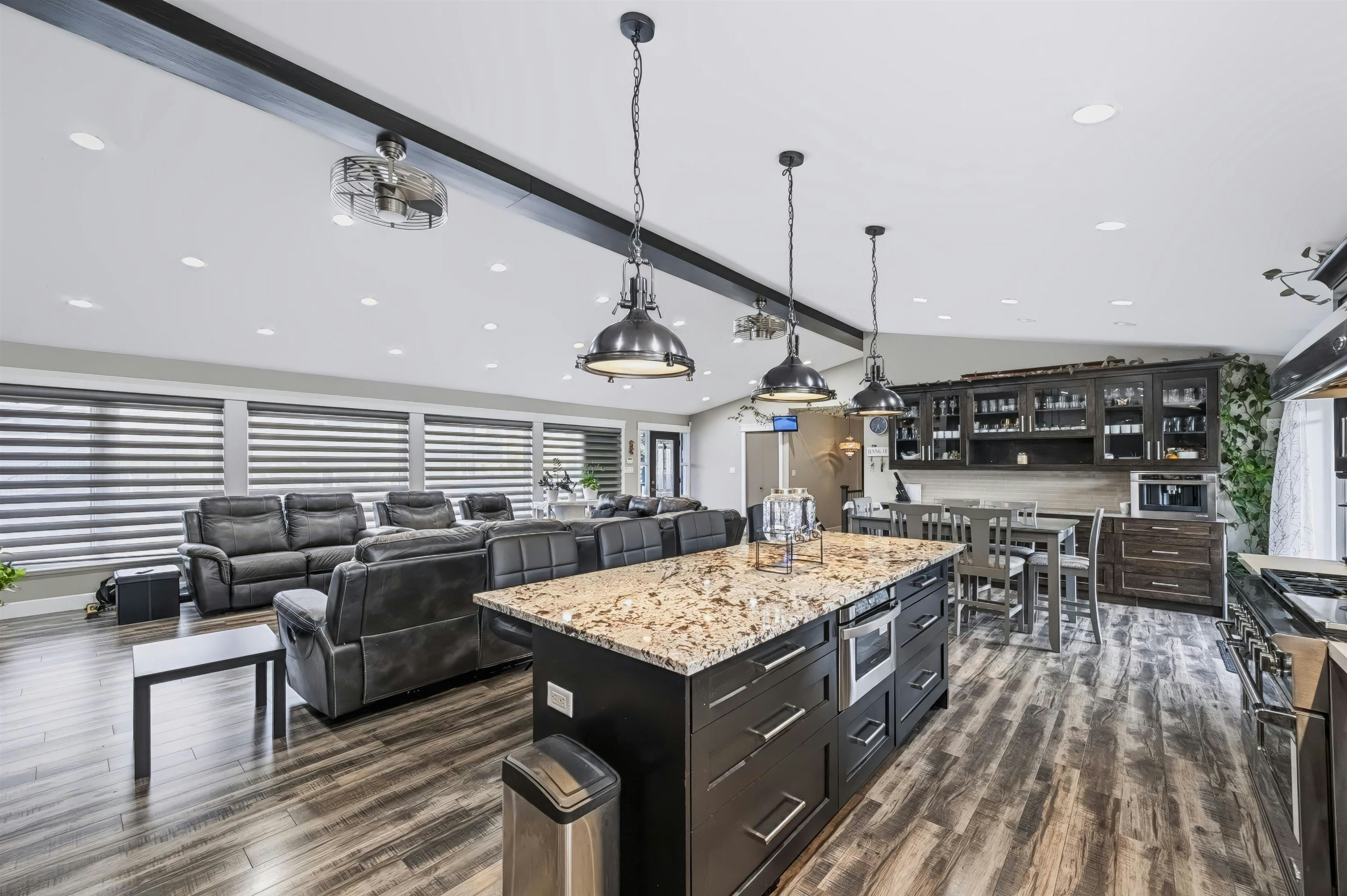 2247 Windsor Street, Abbotsford, BC, V2T 6L8 - 6