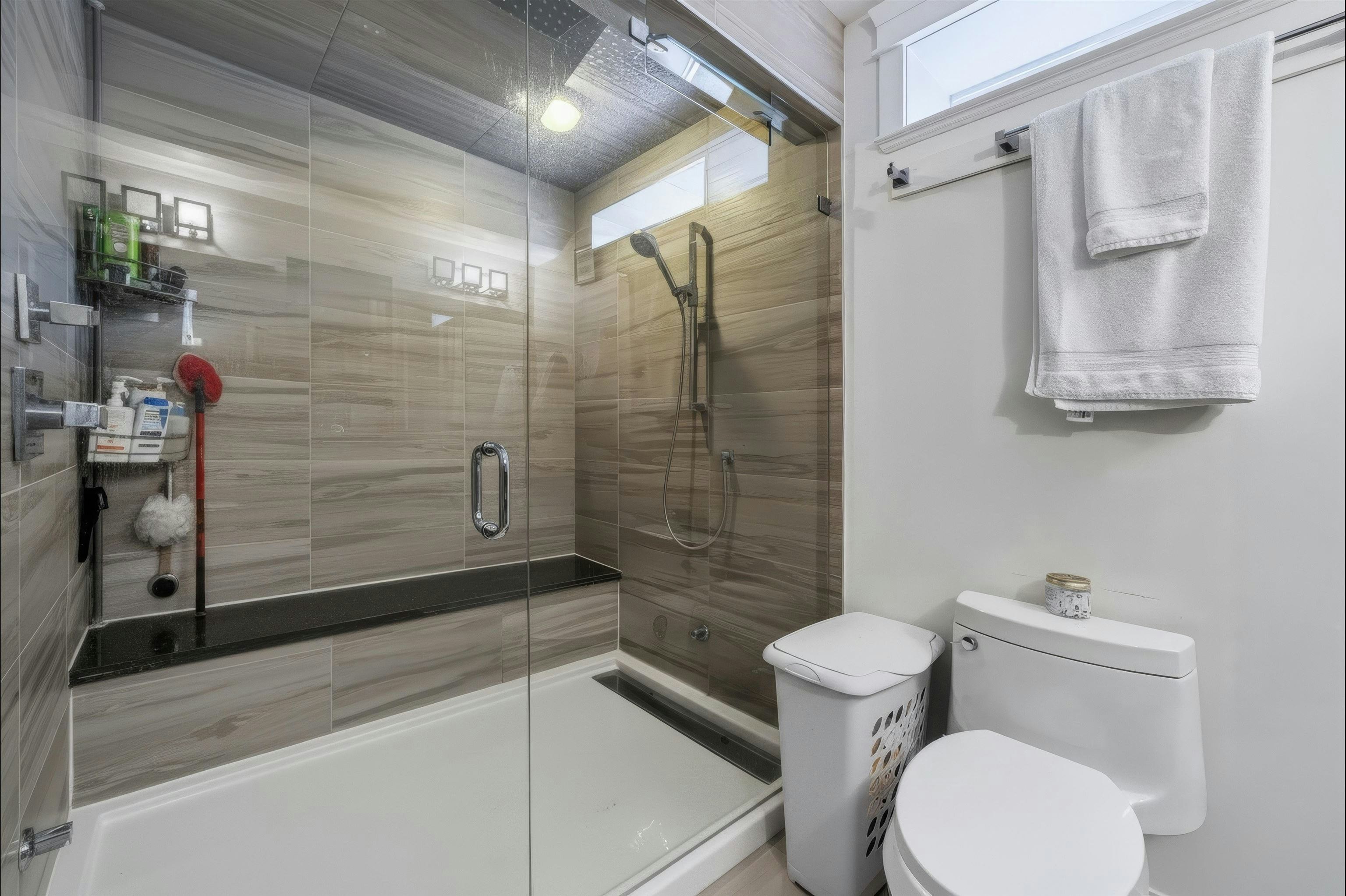 2247 Windsor Street, Abbotsford, BC, V2T 6L8 - 25