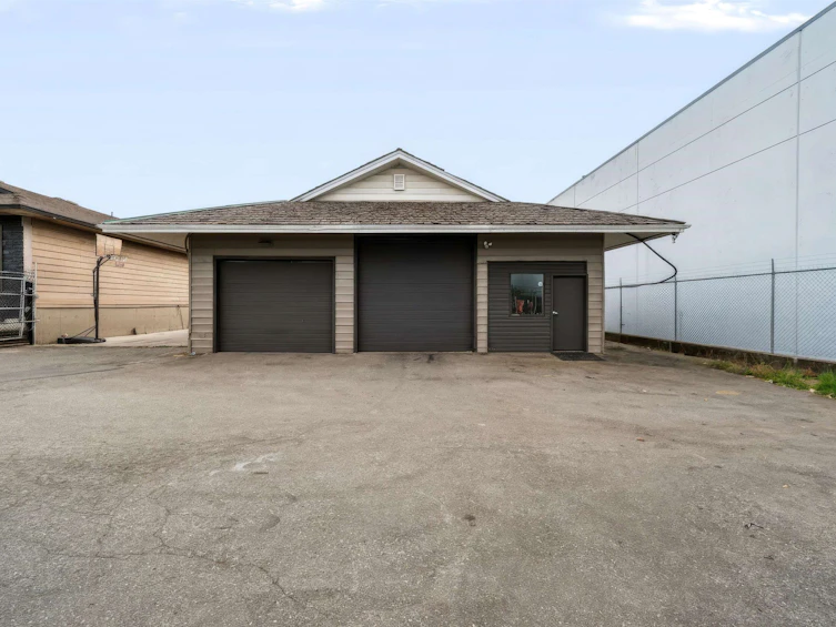 2247 Windsor Street, Abbotsford, BC, V2T 6L8 - 34