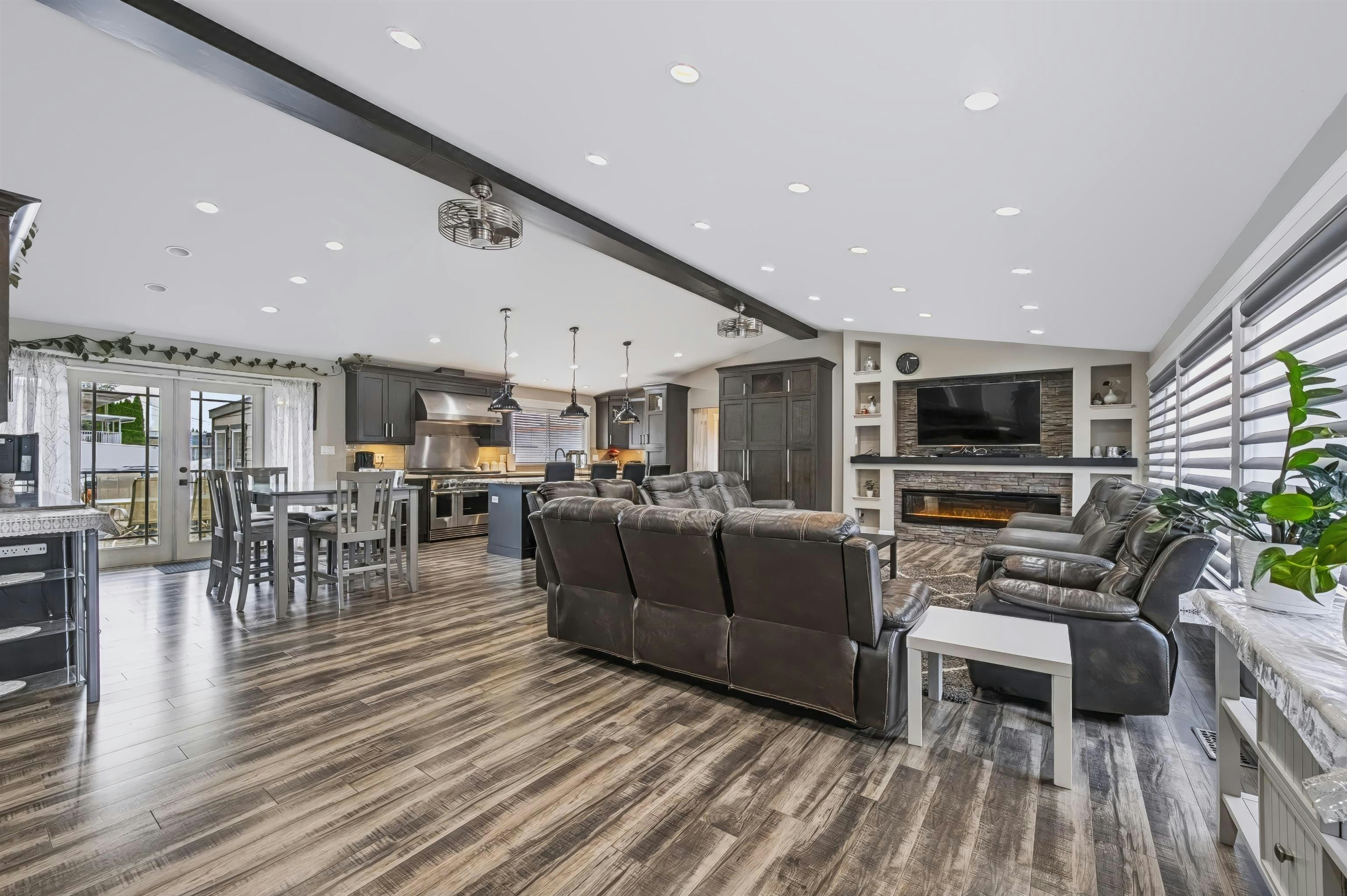 2247 Windsor Street - 3