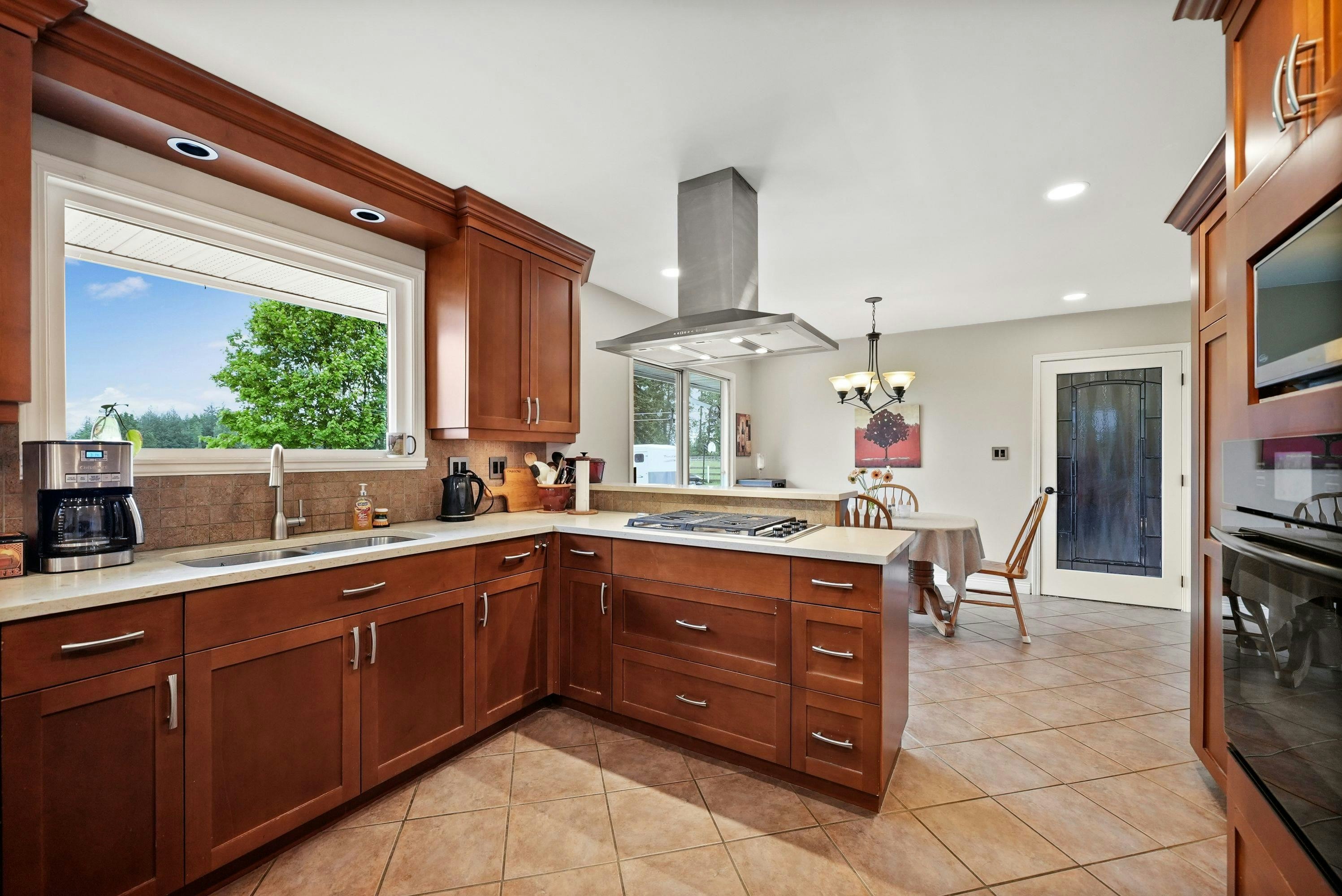 21723 24 Avenue, Langley, BC, V2Z 1P5 - 11
