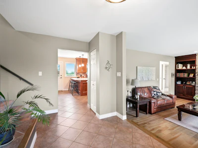 21723 24 Avenue - 4