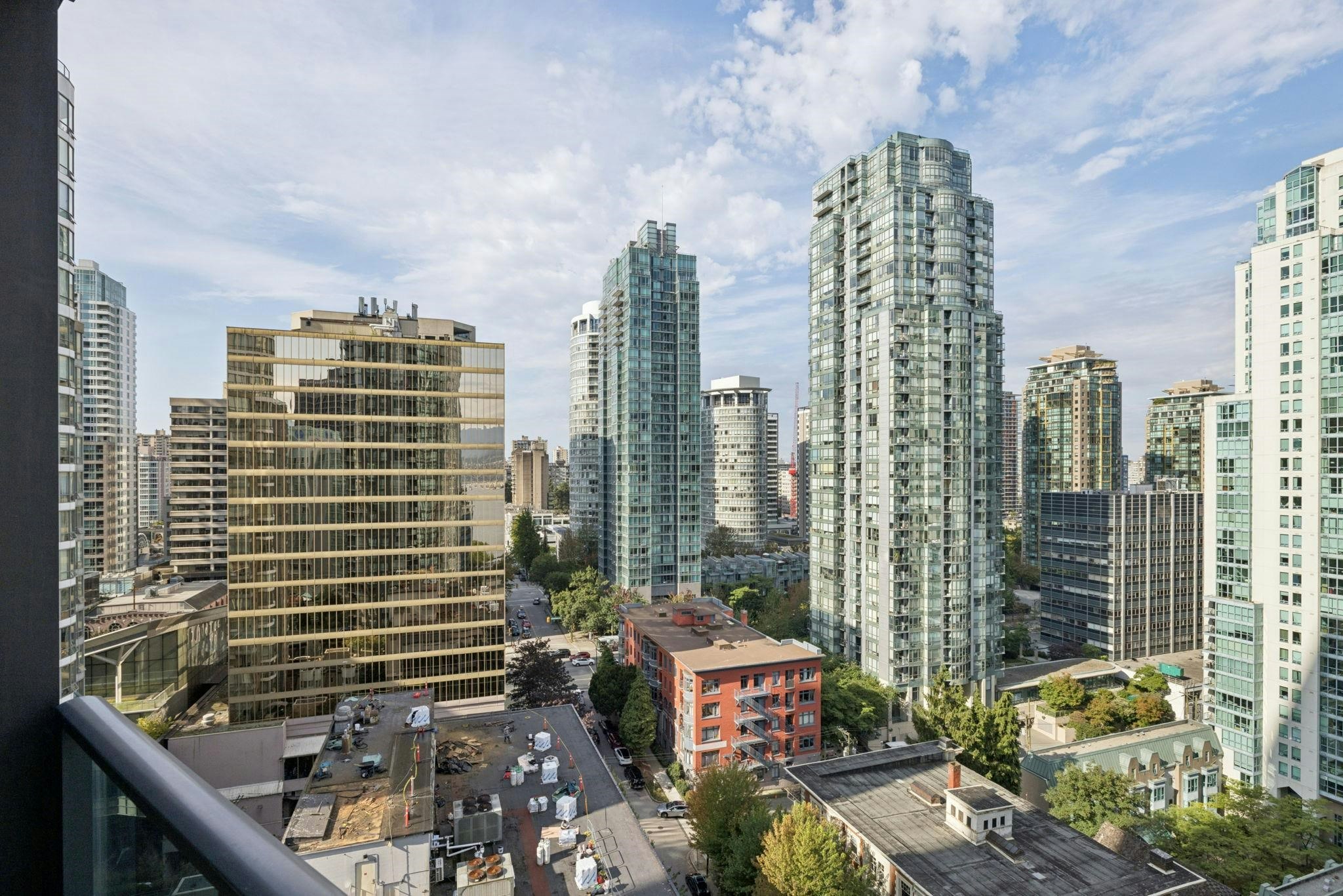 2007-1189 Melville Street - 4
