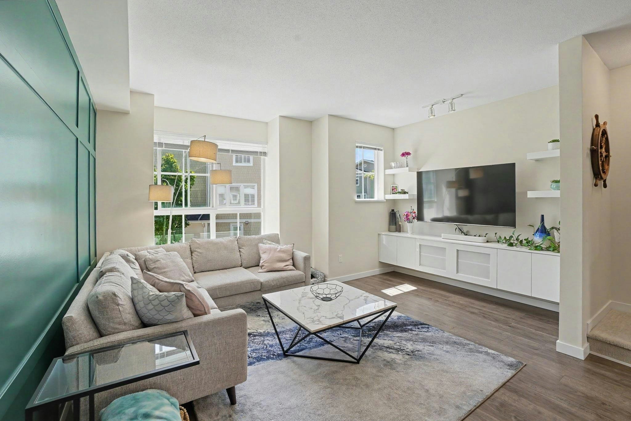 17-5551 Admiral Way - 5
