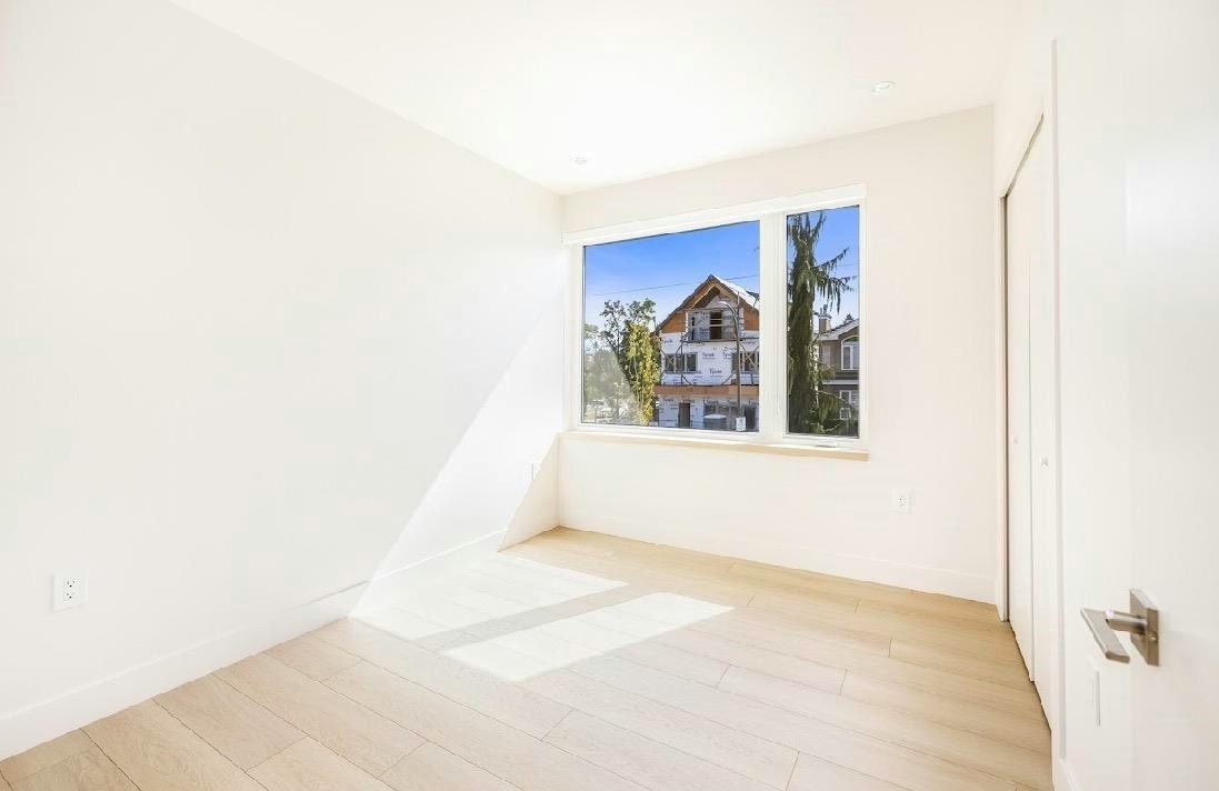 1-2995 Adanac Street, Vancouver, BC, V5K 2N4 - 17