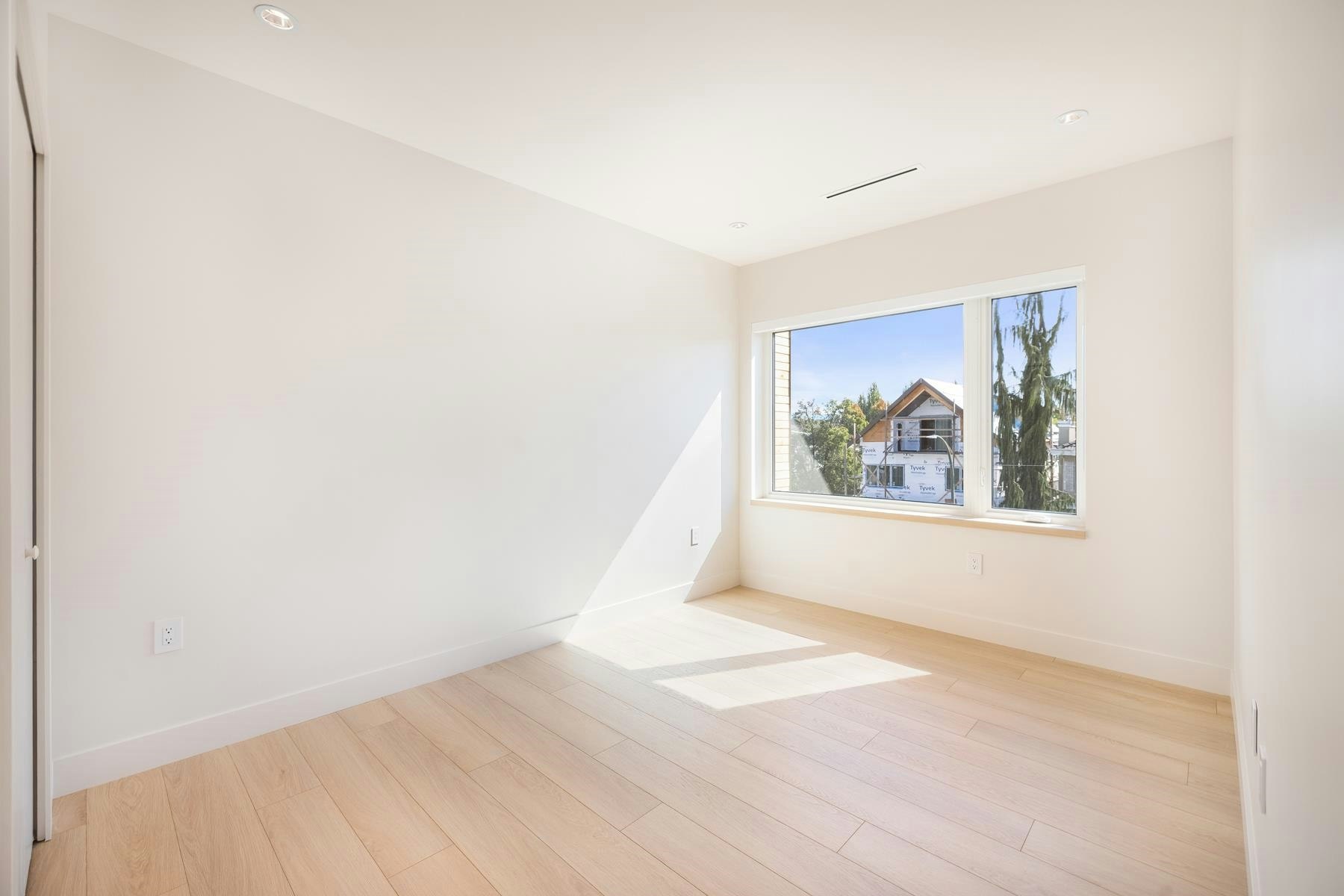 1-2995 Adanac Street, Vancouver, BC, V5K 2N4 - 19