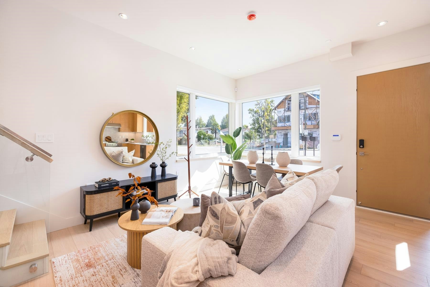 1-2995 Adanac Street, Vancouver, BC, V5K 2N4 - 6