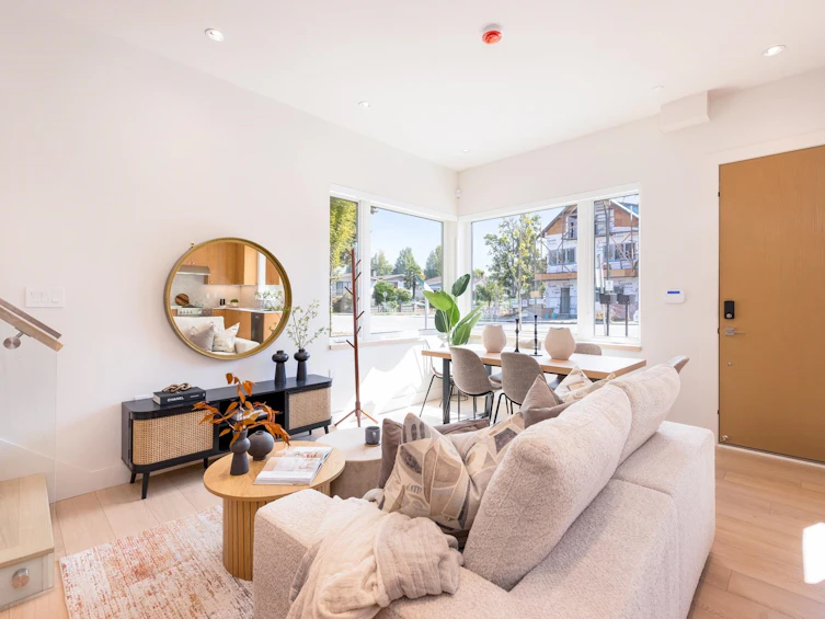 1-2995 Adanac Street, Vancouver, BC, V5K 2N4 - 6