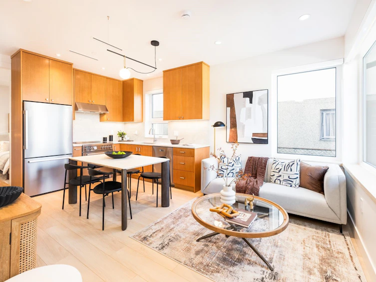 2-2995 Adanac Street, Vancouver, BC, V5K 2N4