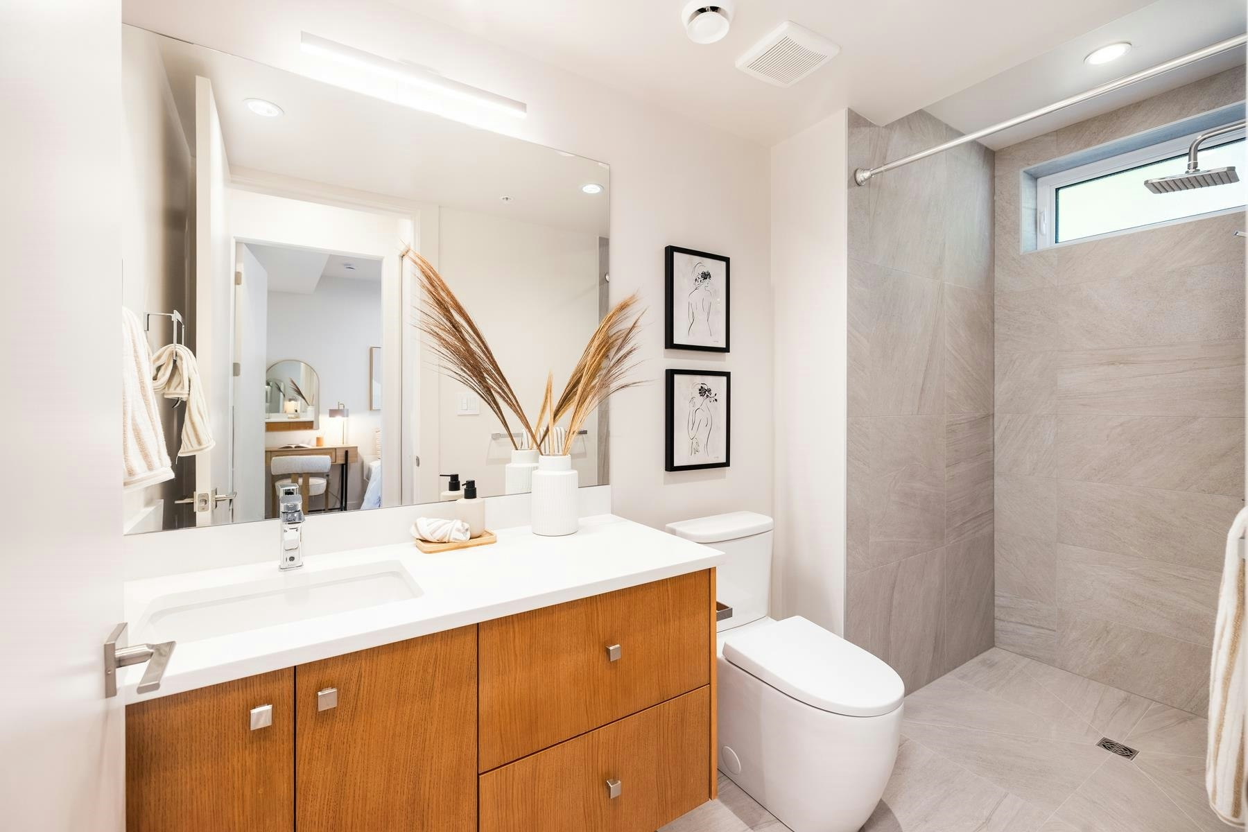 2-2995 Adanac Street, Vancouver, BC, V5K 2N4 - 13