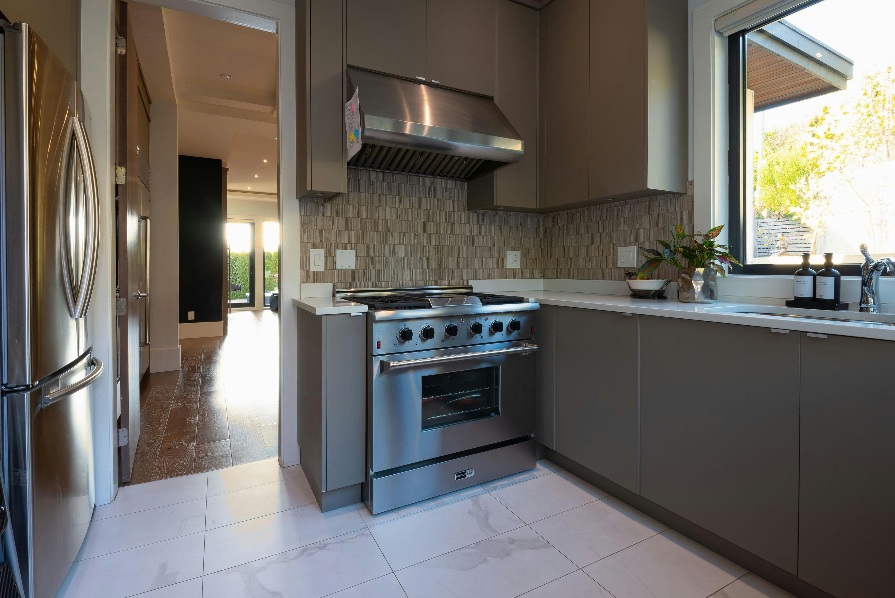 908 Beaconsfield Road, North Vancouver, BC, V7R 1S8 - 14