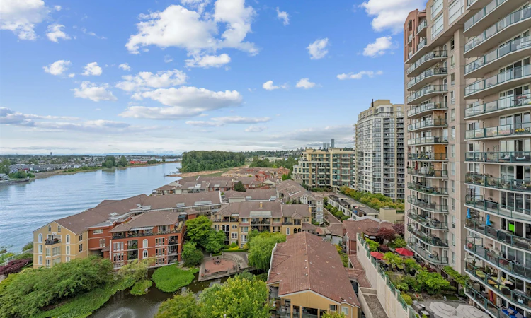 1207-8 Laguna Court