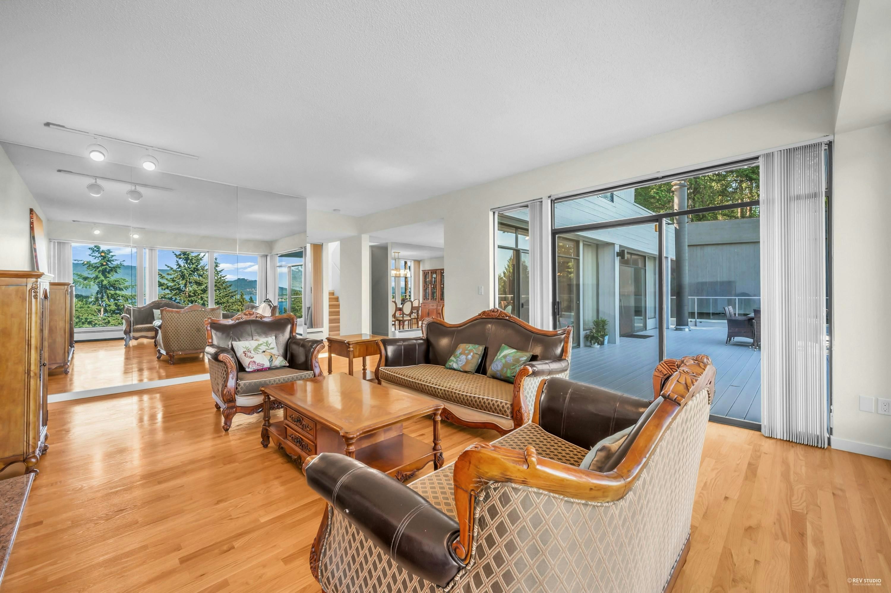 5317 Montiverdi Place, West Vancouver, BC, V7W 2W8 - 8