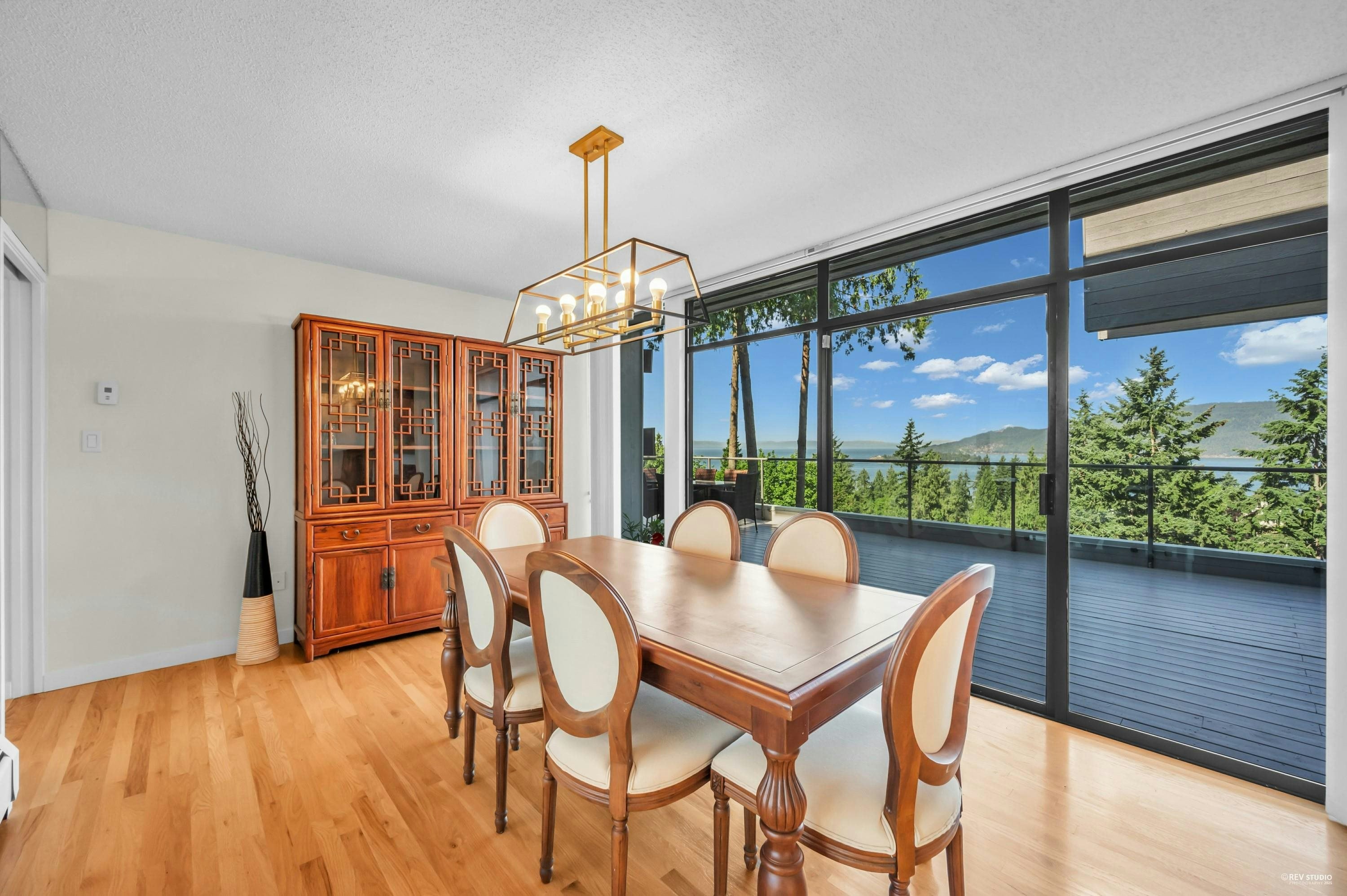 5317 Montiverdi Place, West Vancouver, BC, V7W 2W8 - 10
