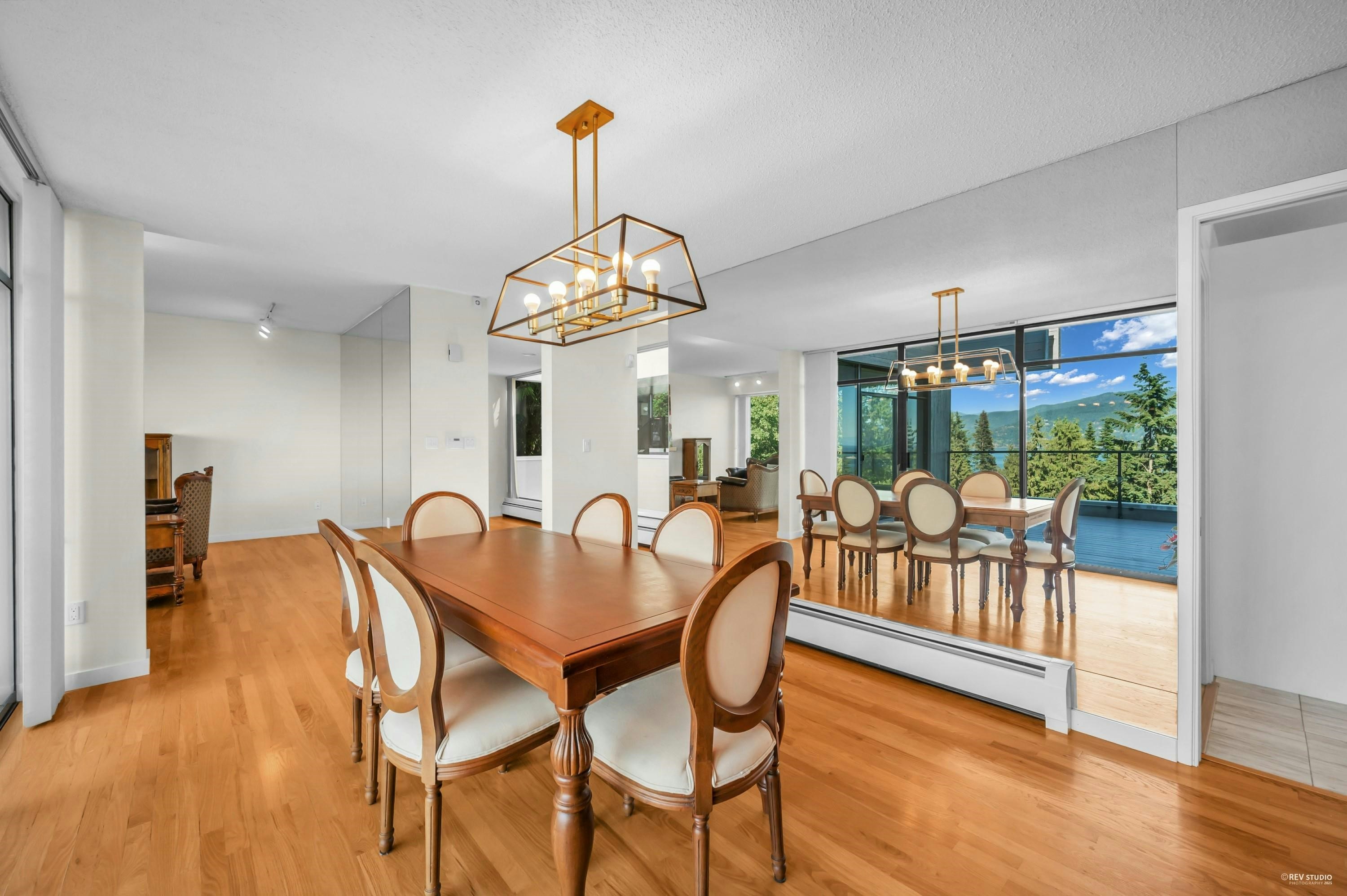 5317 Montiverdi Place, West Vancouver, BC, V7W 2W8 - 11