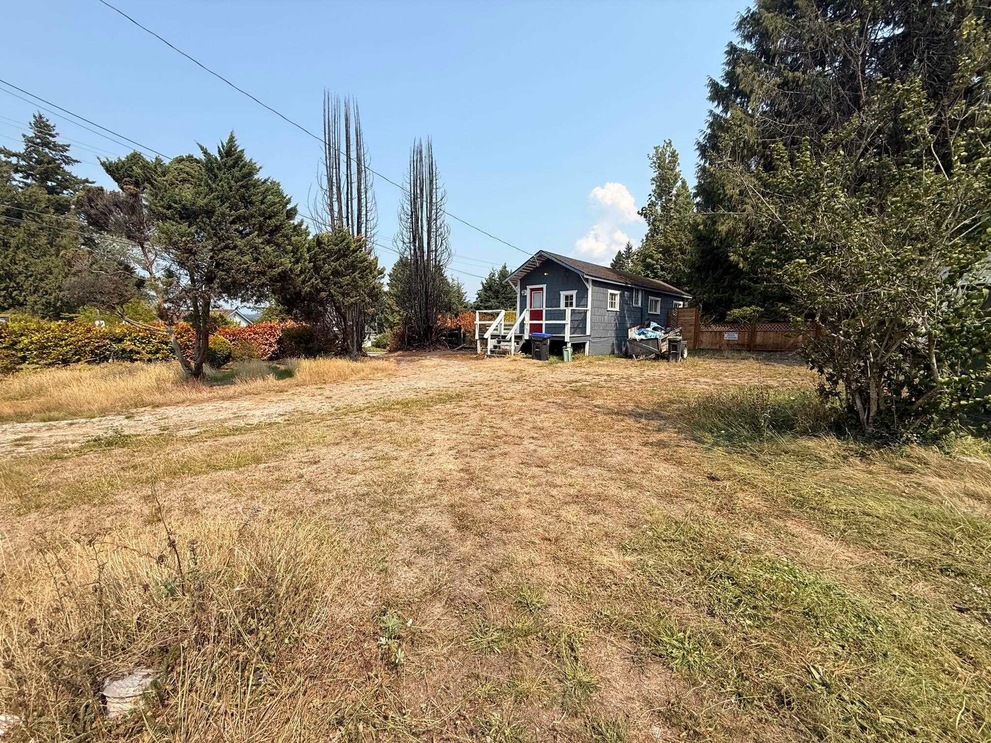 5694 Wharf Avenue, Sechelt, BC, V0N 3A0