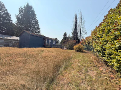 5694 Wharf Avenue - 3