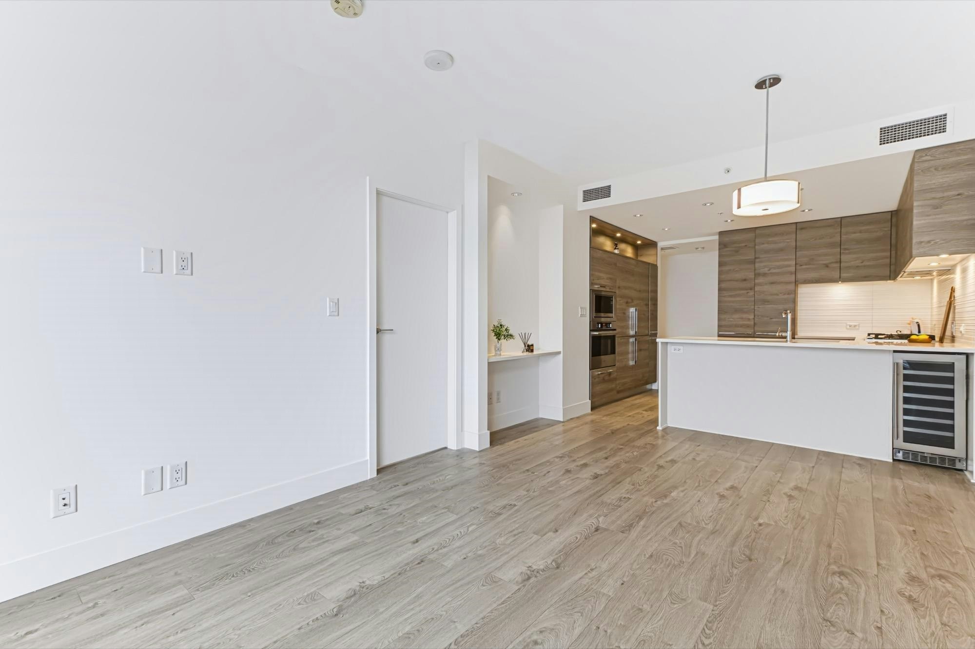 2301-7388 Kingsway, Burnaby, BC, V3N 0G9 - 8