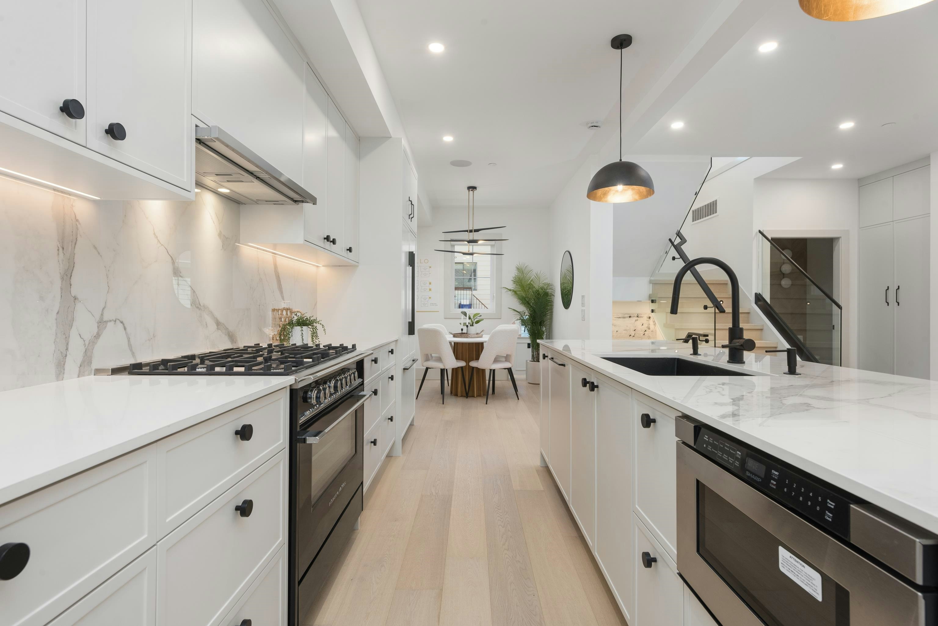 1-375 E 33rd Avenue, Vancouver, BC, V5V 2Z8 - 8