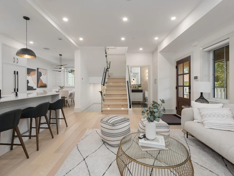 1-375 E 33rd Avenue, Vancouver, BC, V5V 2Z8 - 2