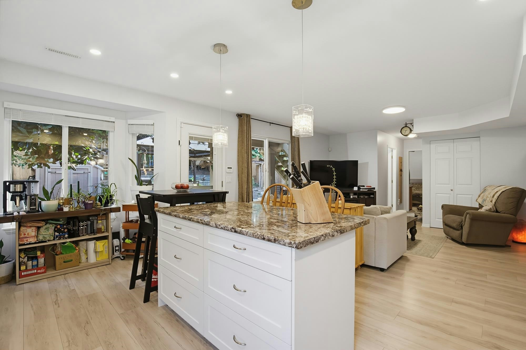 24052 Mcclure Drive, Maple Ridge, BC, V2W 1Z3 - 8