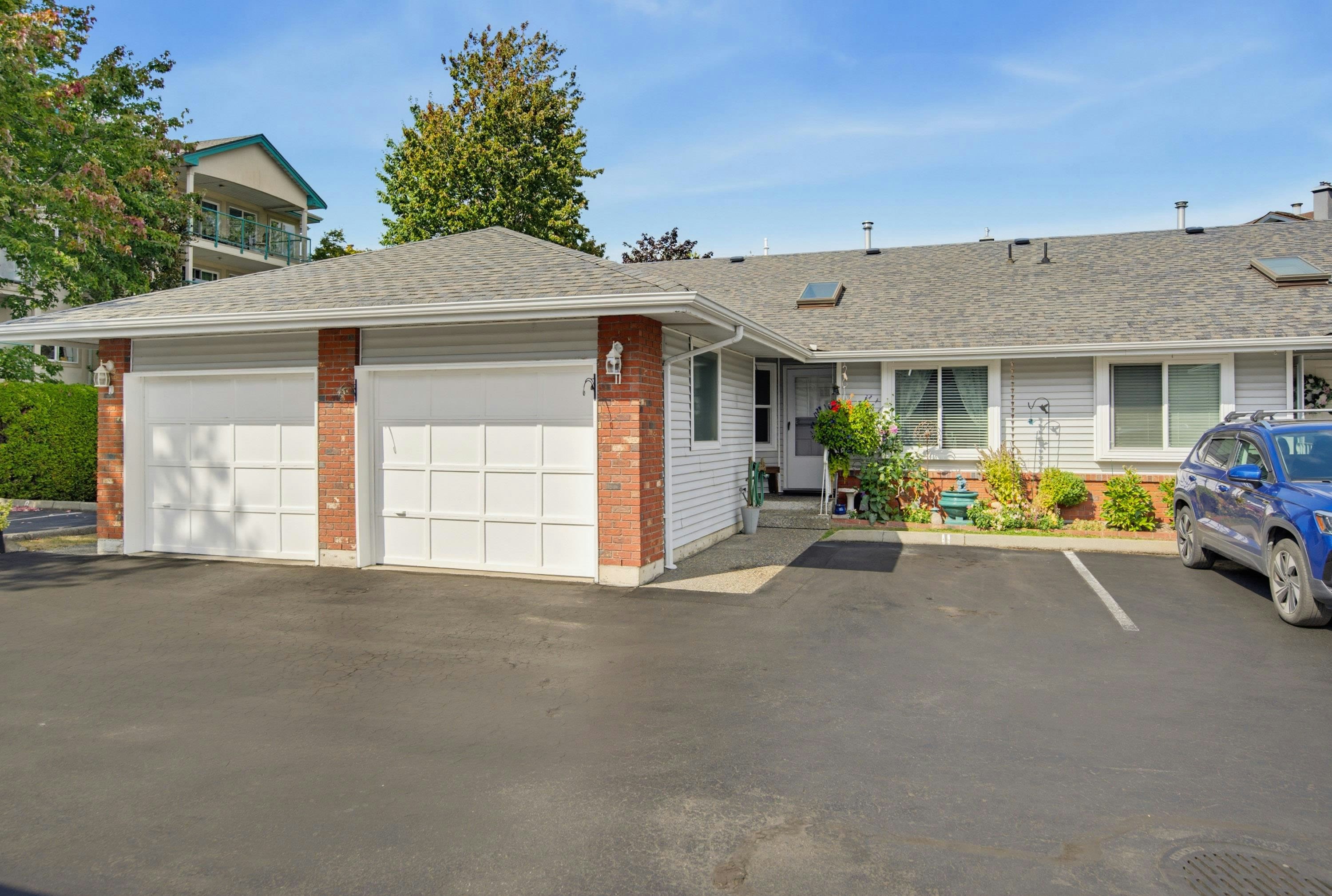 11-5365 205 Street, Langley, BC, V3A 7V7