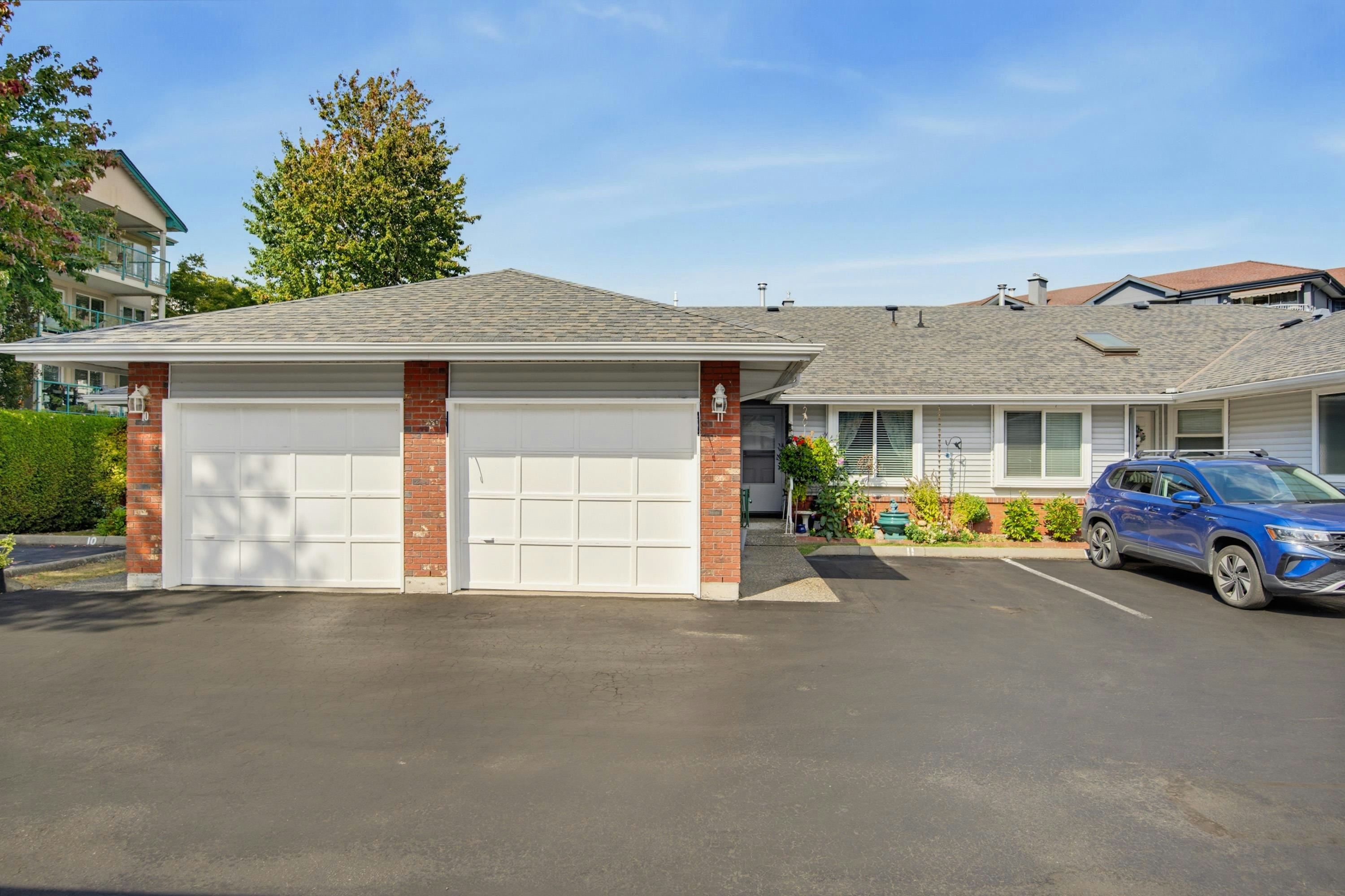 11-5365 205 Street - 2