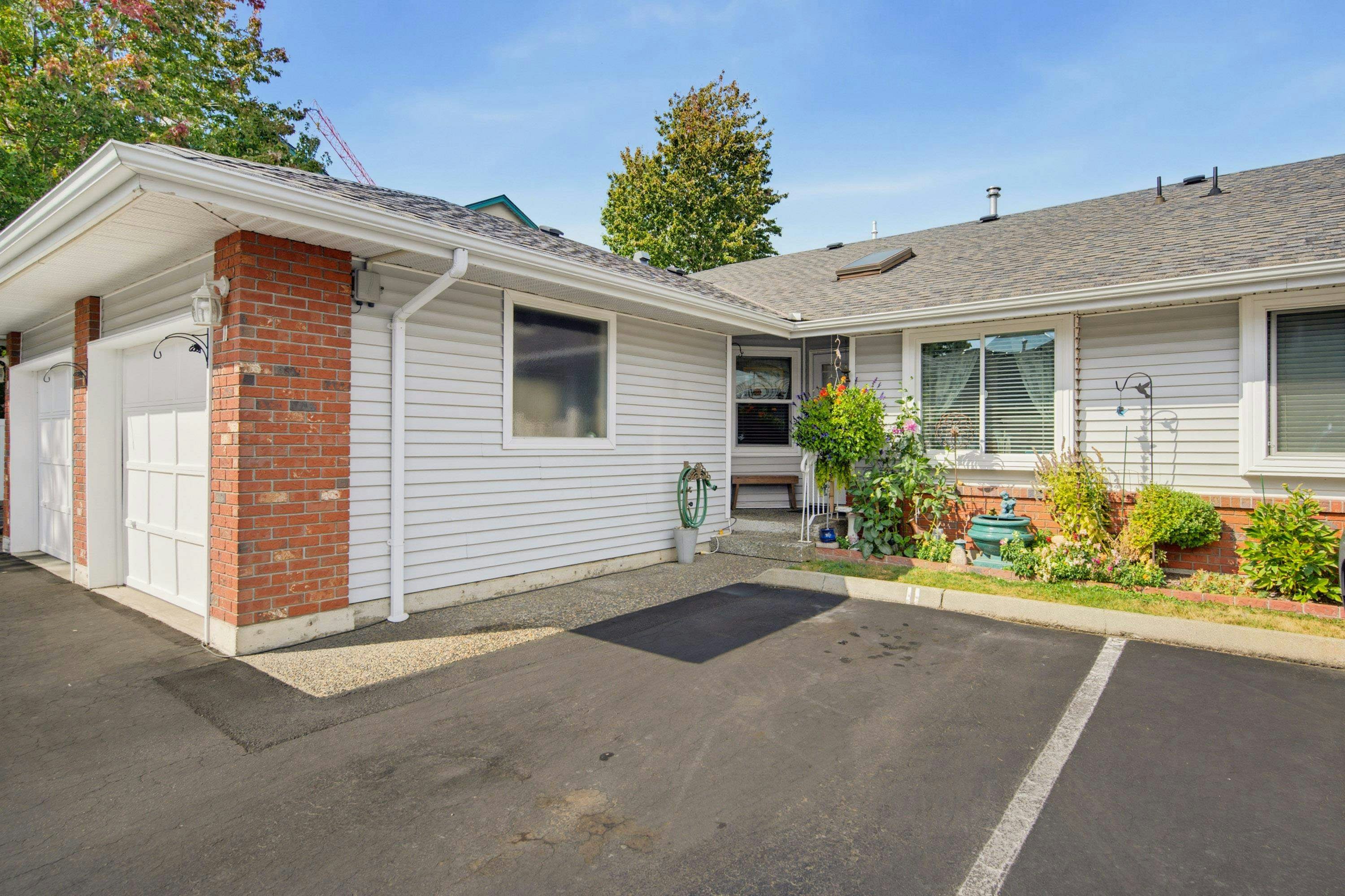 11-5365 205 Street - 5