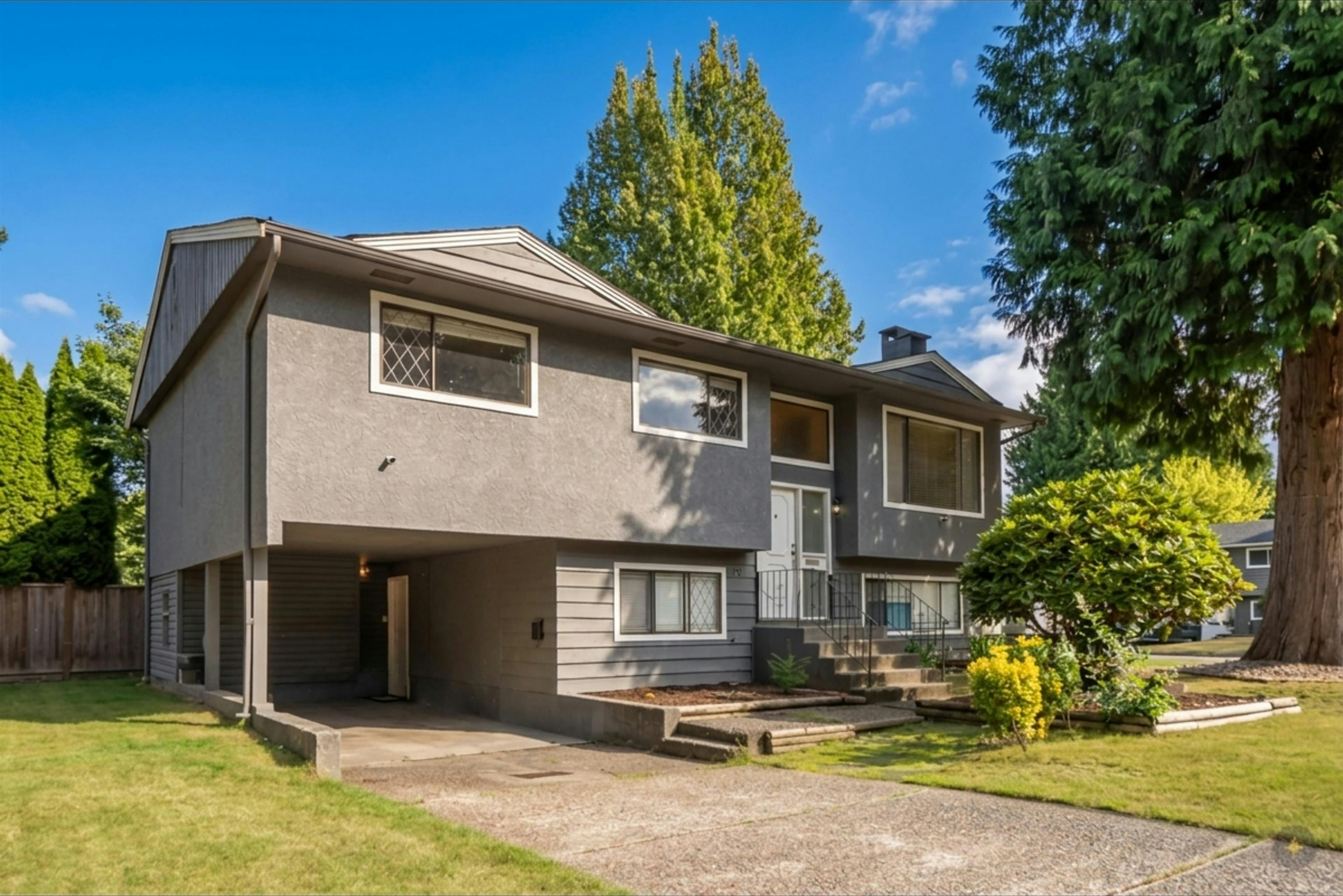 20783 Thorne Avenue, Maple Ridge, BC, V2X 7R1