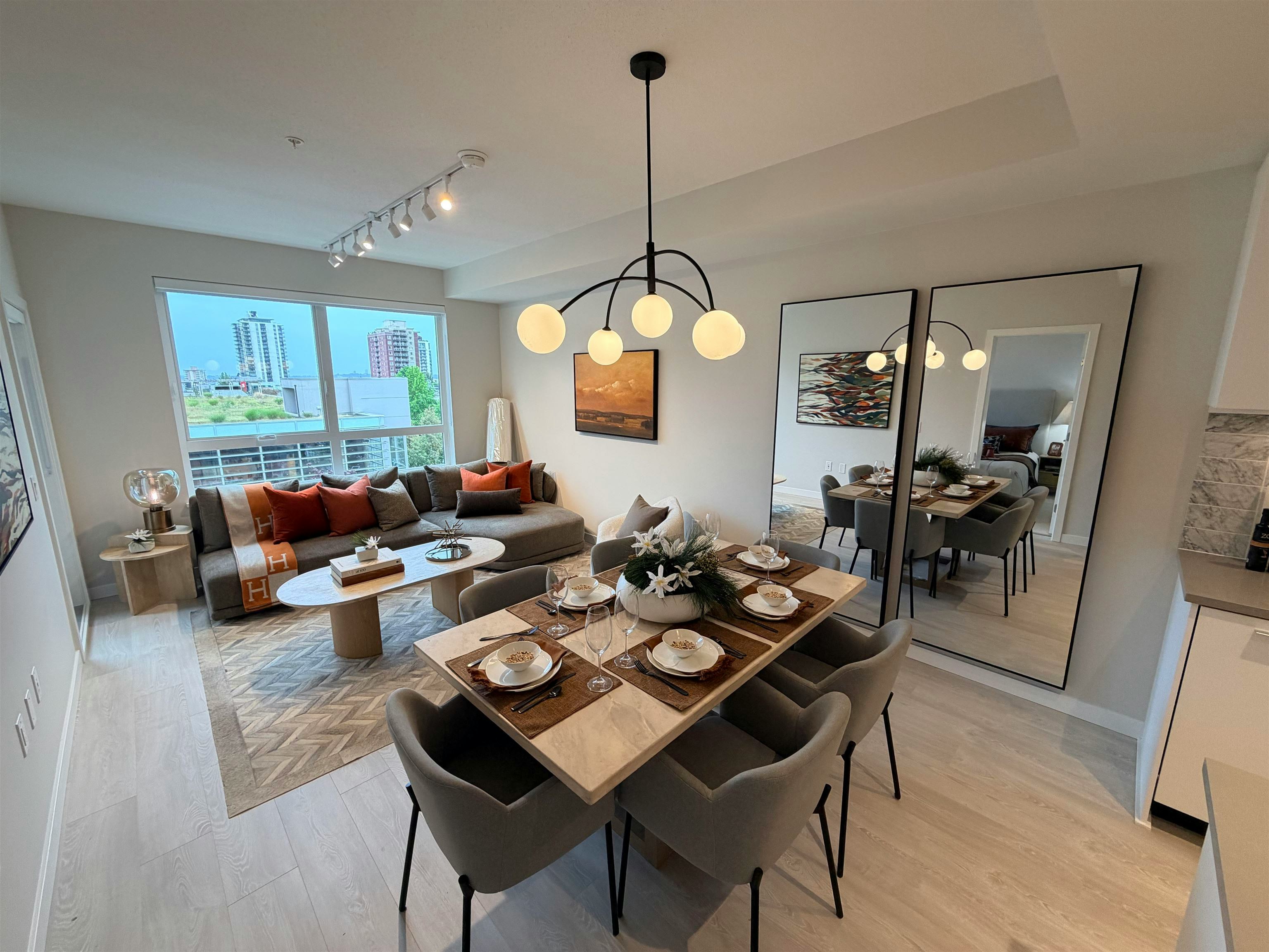 403-110 E 17th Street, North Vancouver, BC, V7L 0K4