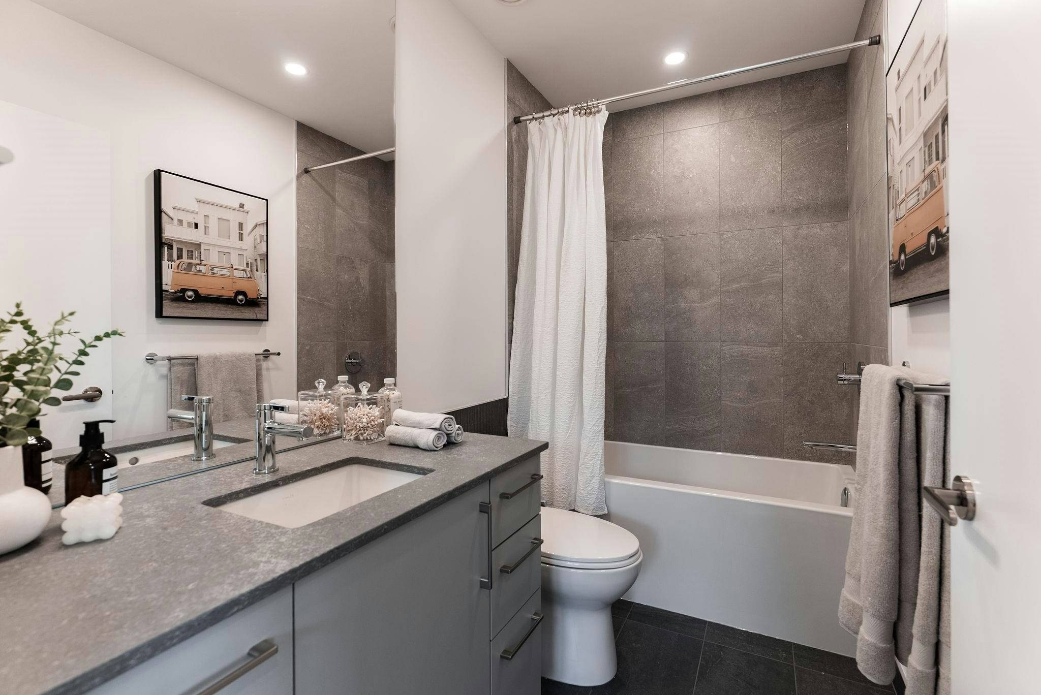 1-60 E 17th Avenue, Vancouver, BC, V5V 1A2 - 25