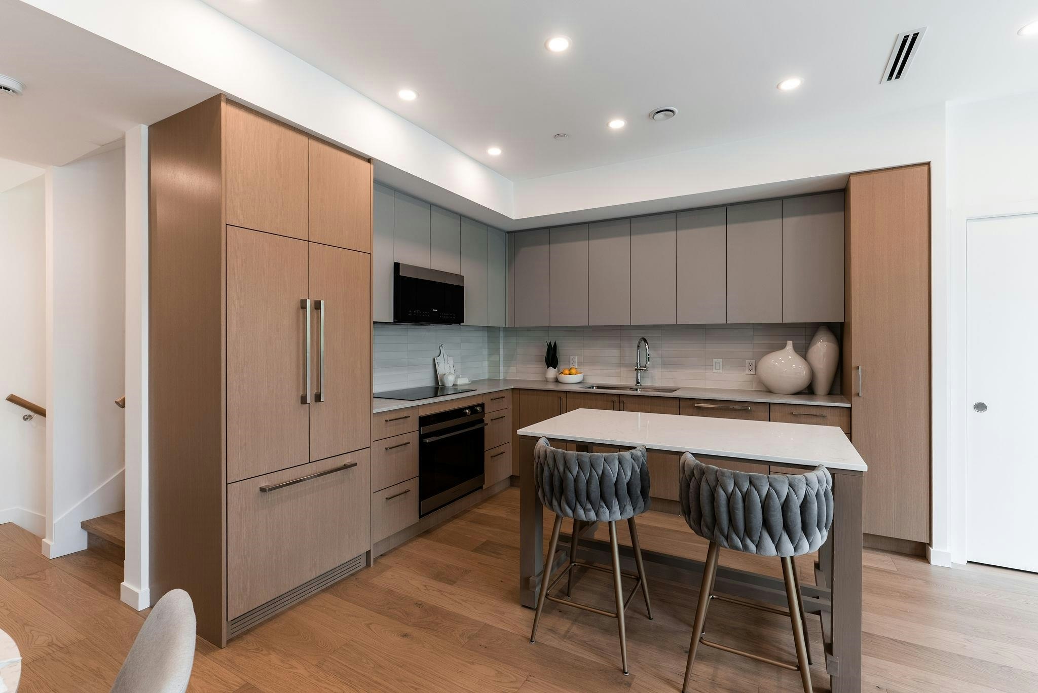1-60 E 17th Avenue - 4