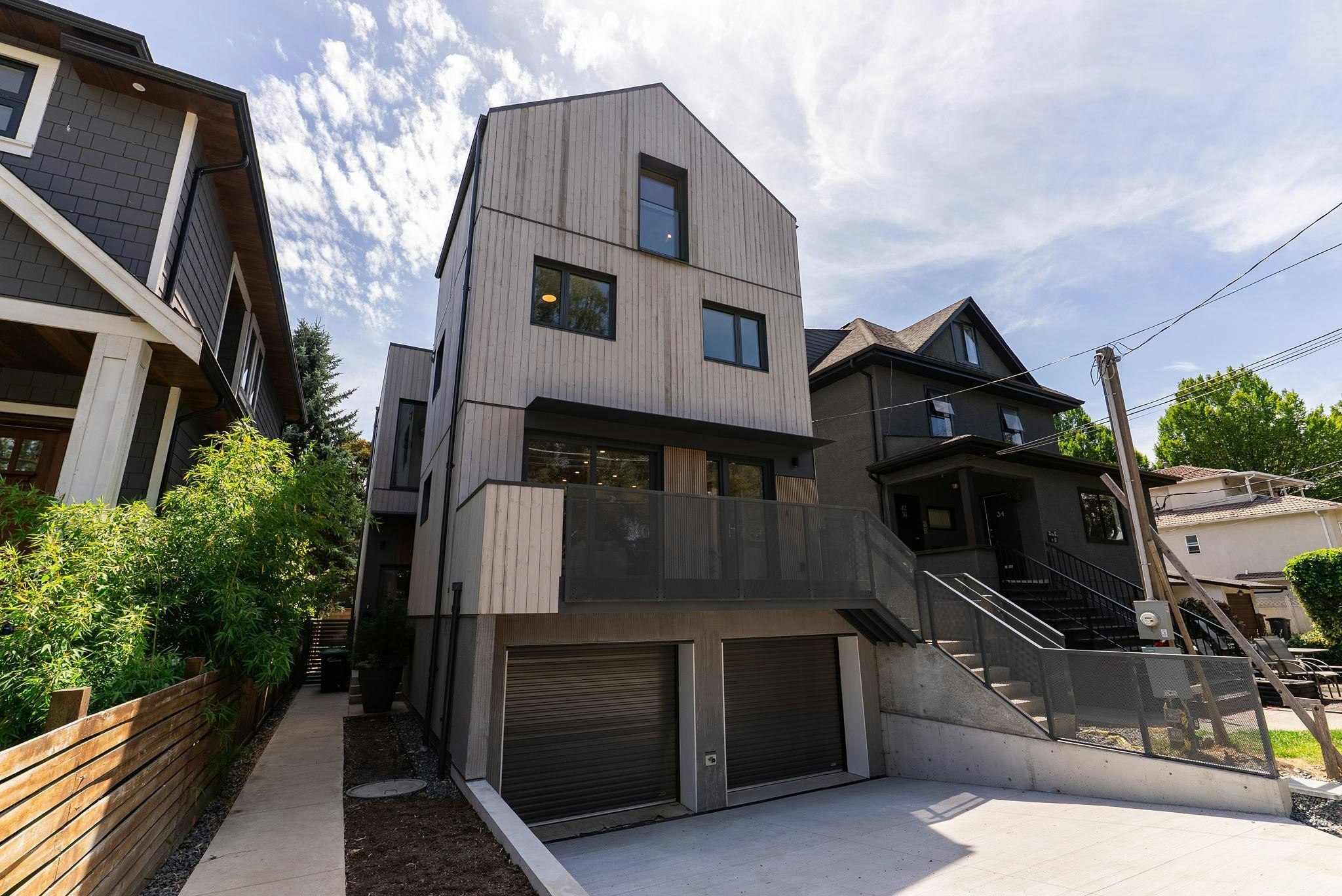 1-60 E 17th Avenue, Vancouver, BC, V5V 1A2