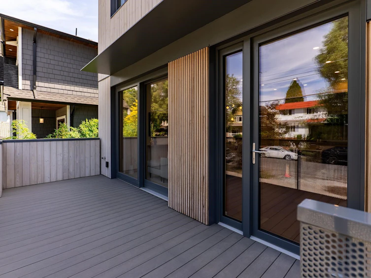 1-60 E 17th Avenue, Vancouver, BC, V5V 1A2 - 14