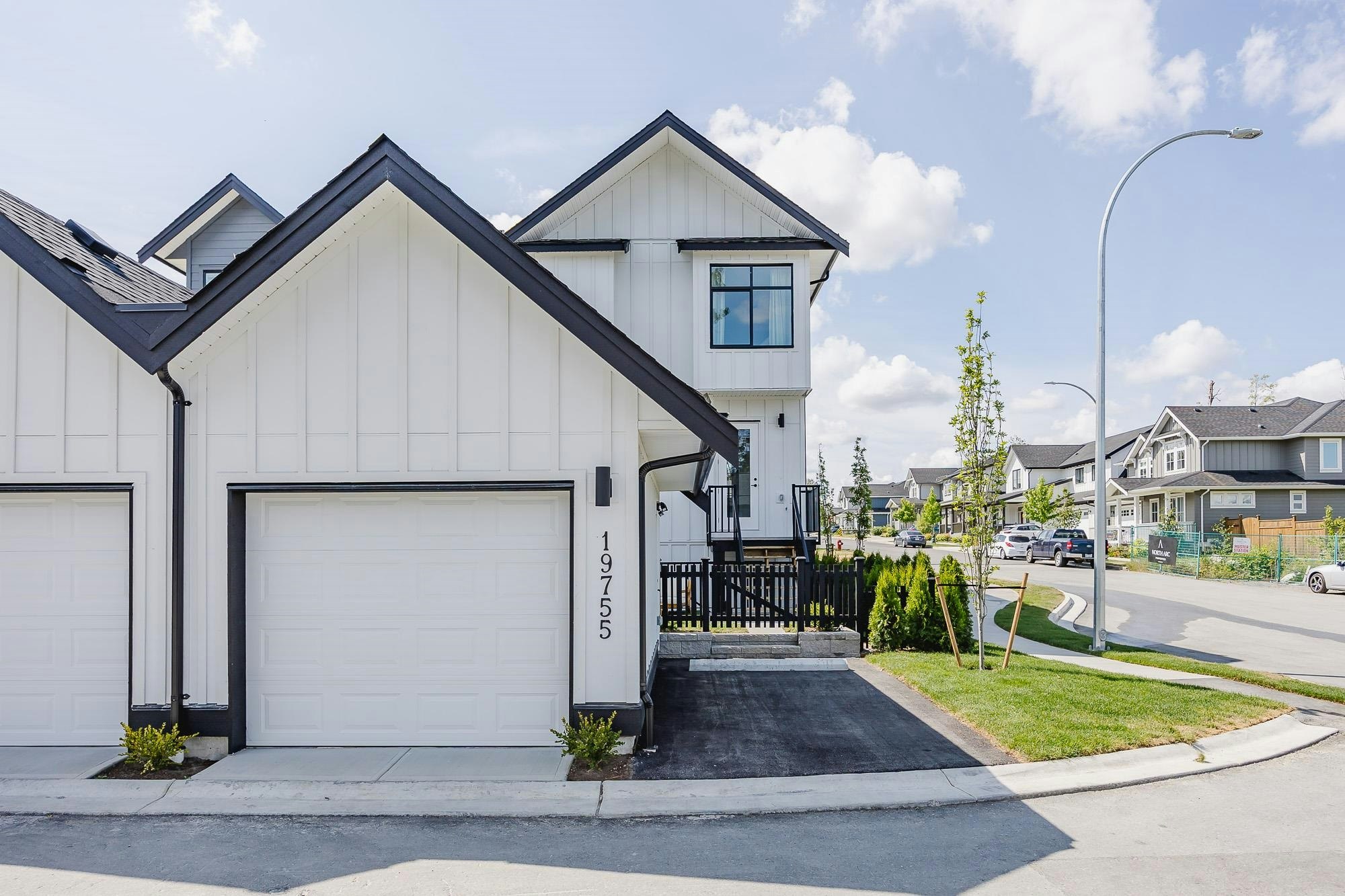 19775 75b Avenue, Langley, BC, V2Y 1S1 - 24