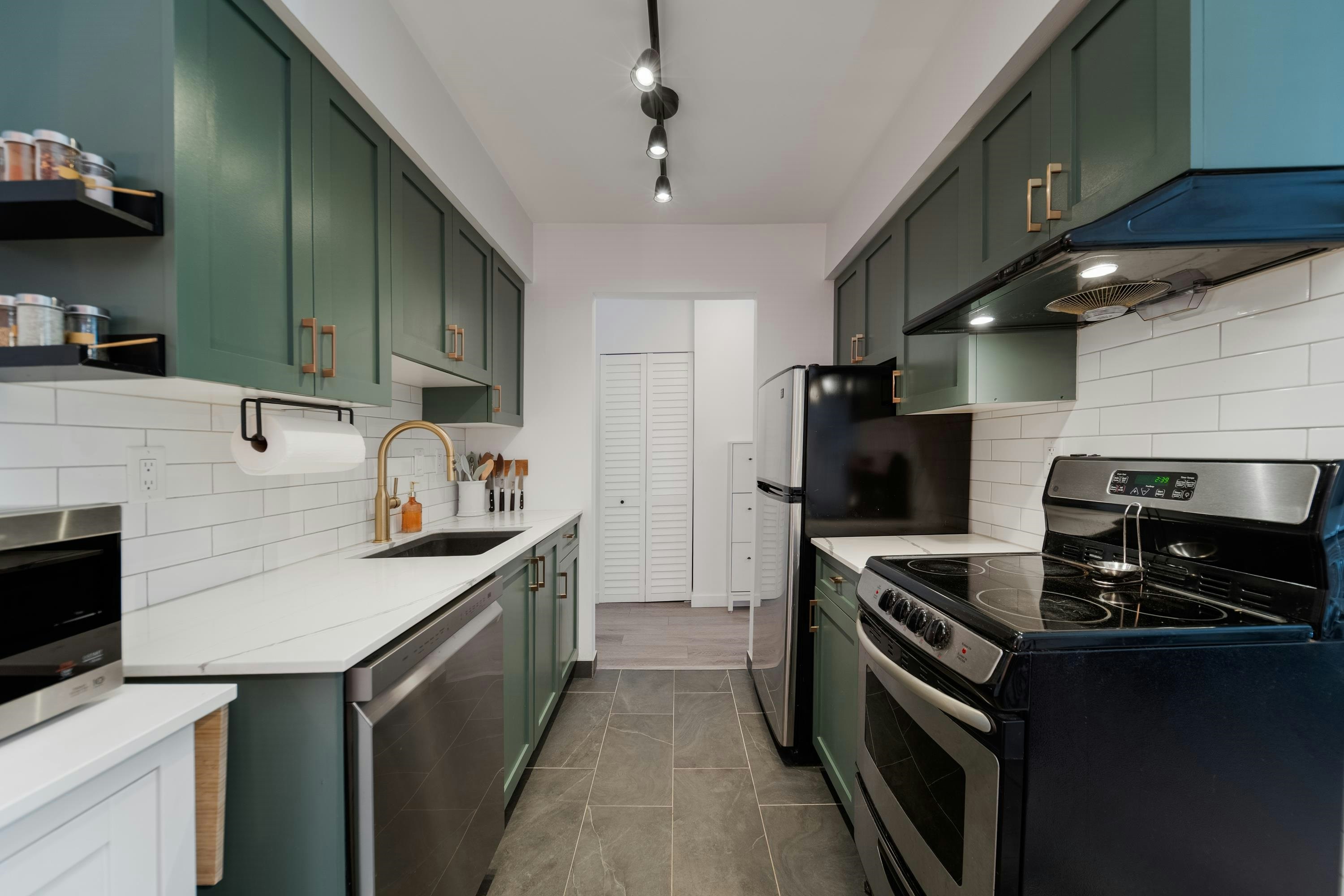 403-1169 Nelson Street, Vancouver, BC, V6E 1J3 - 6