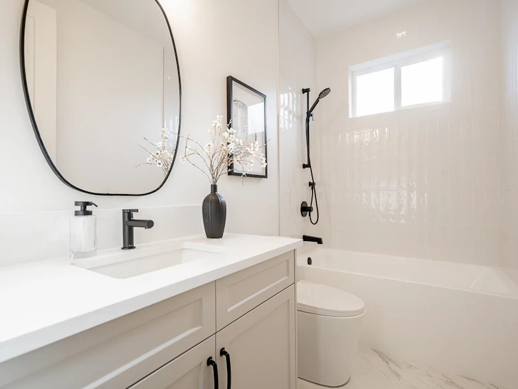 101-13711 16 Avenue, Surrey, BC, V4A 1P7 - 22