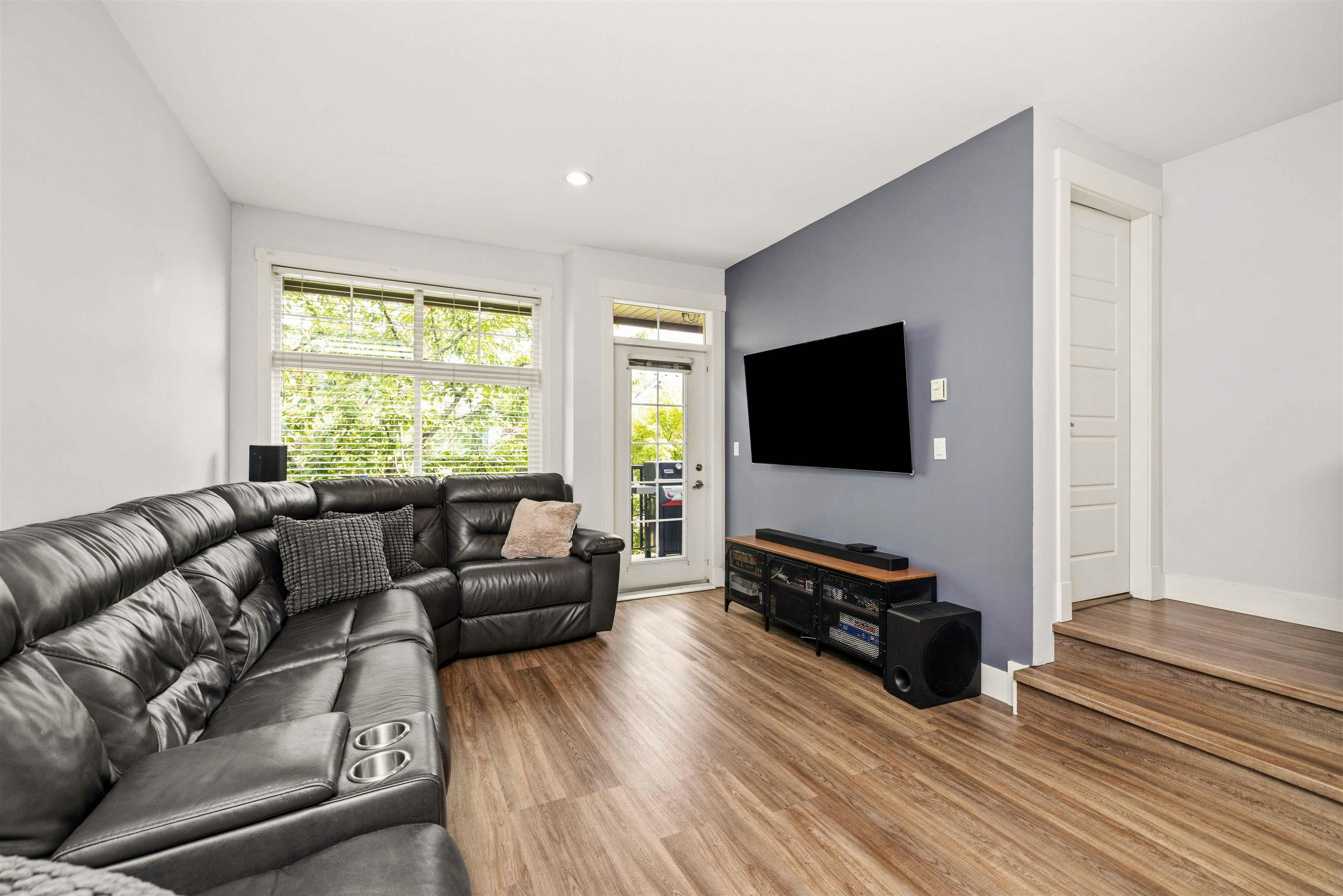 24-7332 194a Street - 5