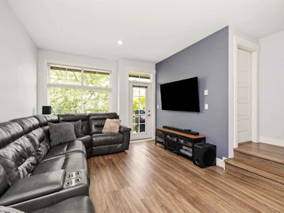 24-7332 194a Street - 5