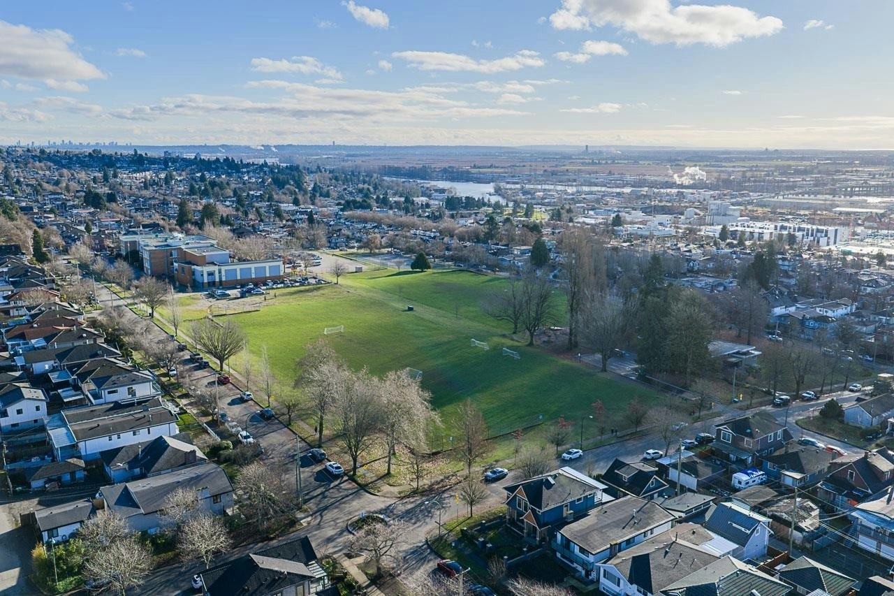 557 E 58th Avenue, Vancouver, BC, V5X 1W1 - 18