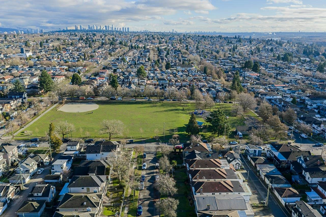 557 E 58th Avenue, Vancouver, BC, V5X 1W1 - 19