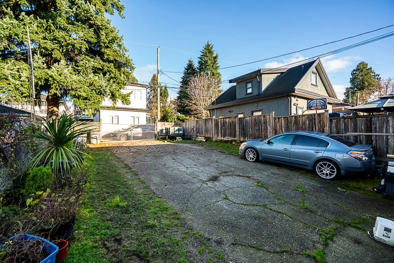 557 E 58th Avenue, Vancouver, BC, V5X 1W1 - 7